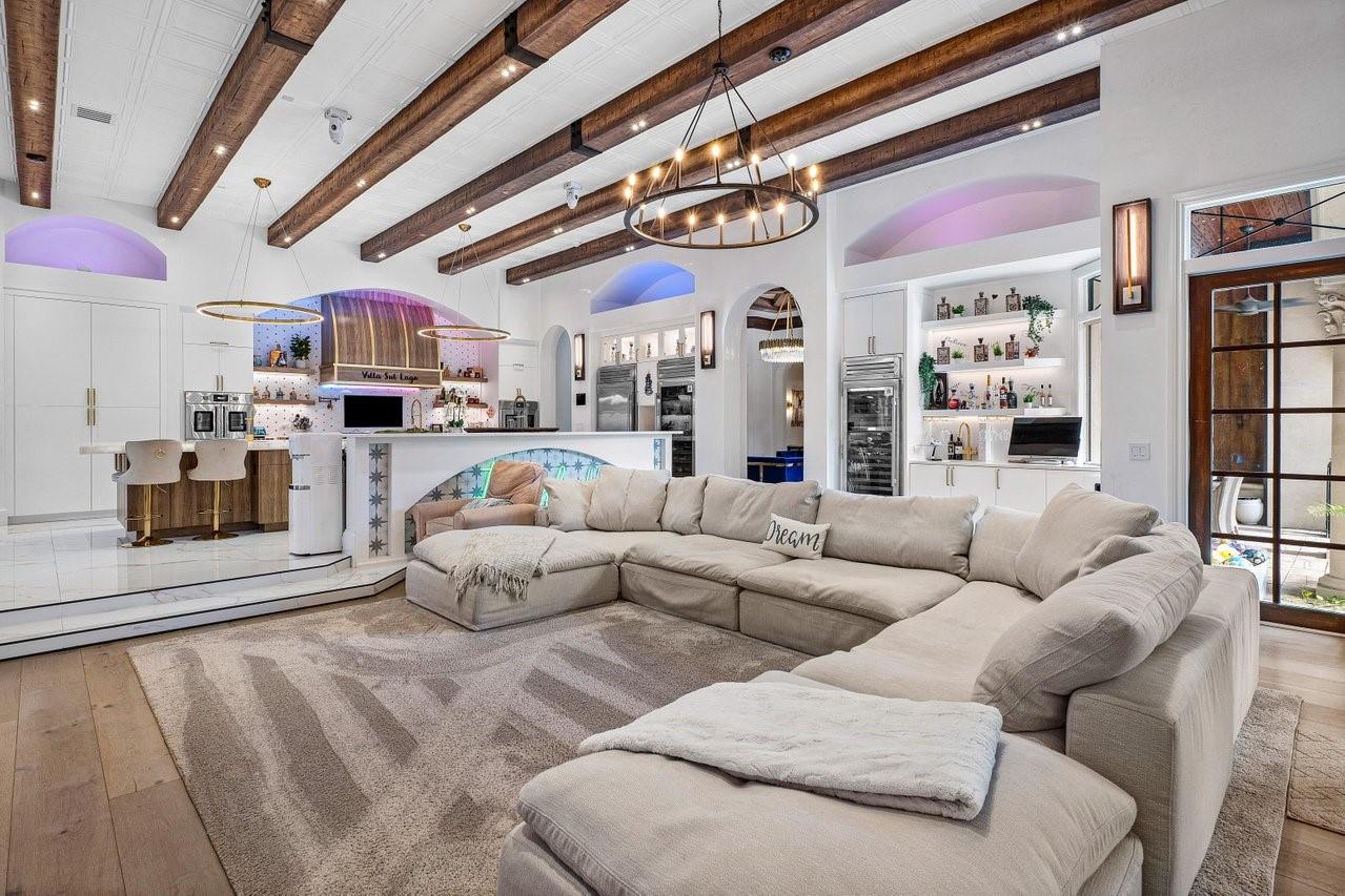 16389 Bridlewood Cir Delray Beach, FL 33445