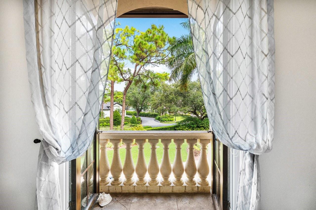 16389 Bridlewood Cir Delray Beach, FL 33445