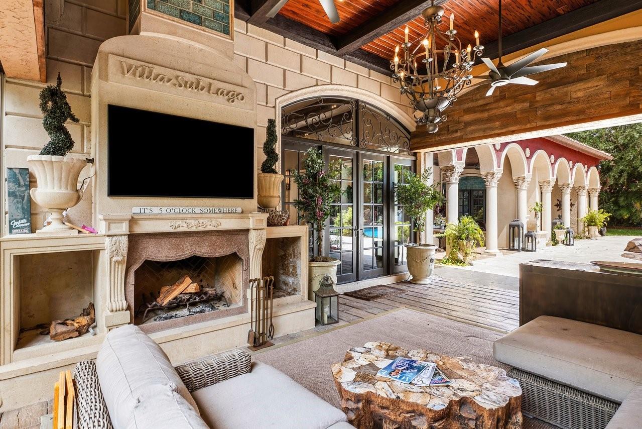 16389 Bridlewood Cir Delray Beach, FL 33445