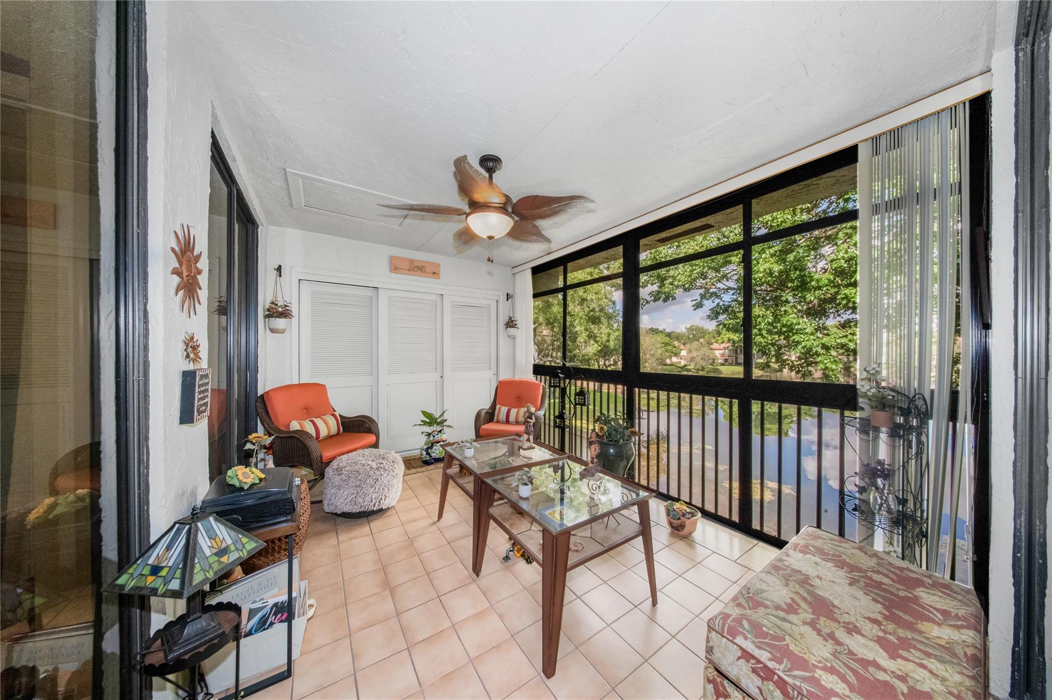2946 S Carambola Cir #2021