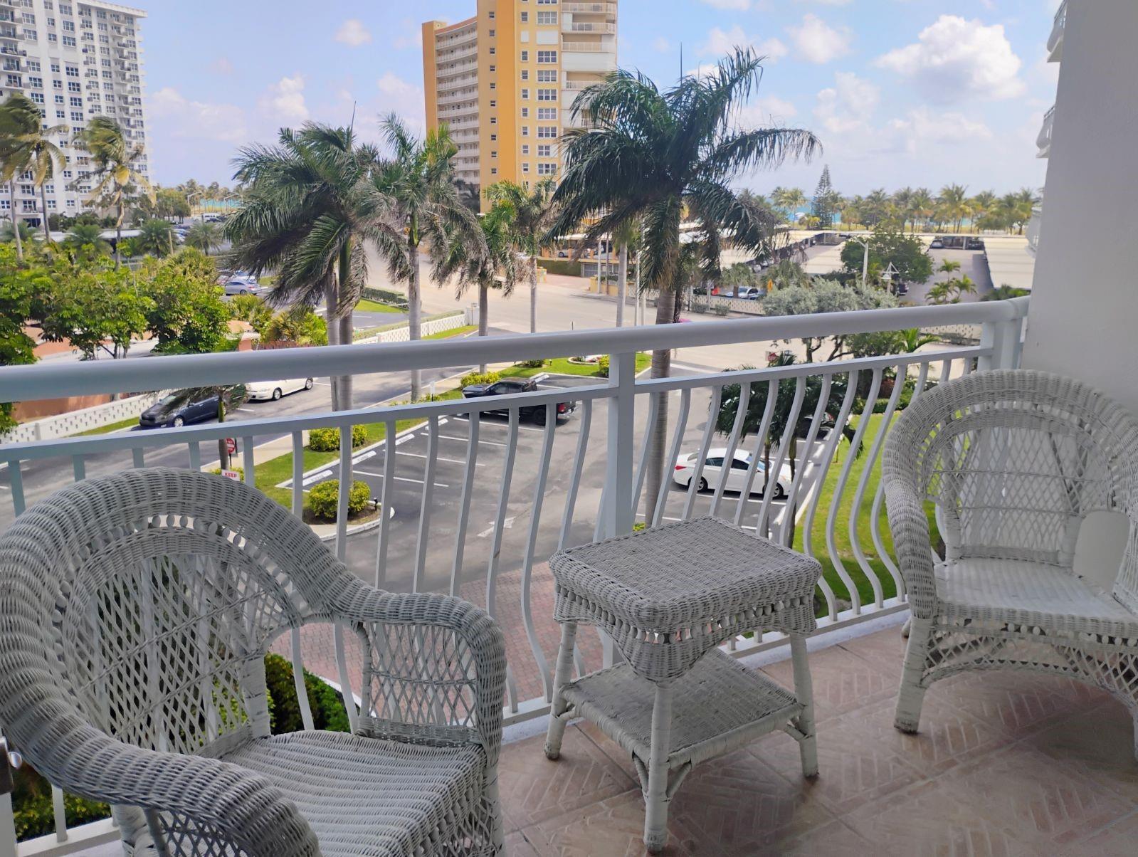 301 N Ocean Blvd #407