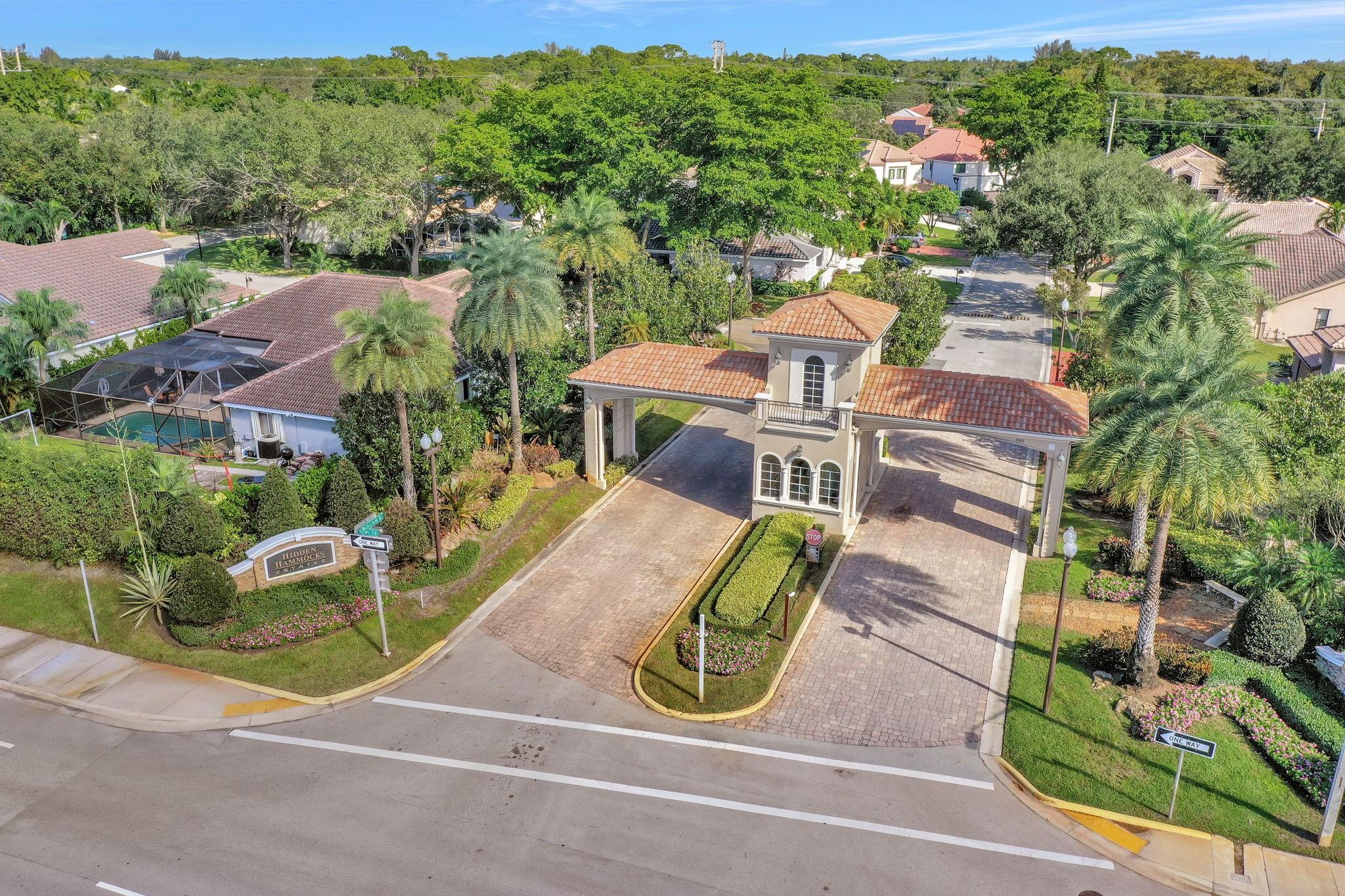 4944 Chardonnay Dr