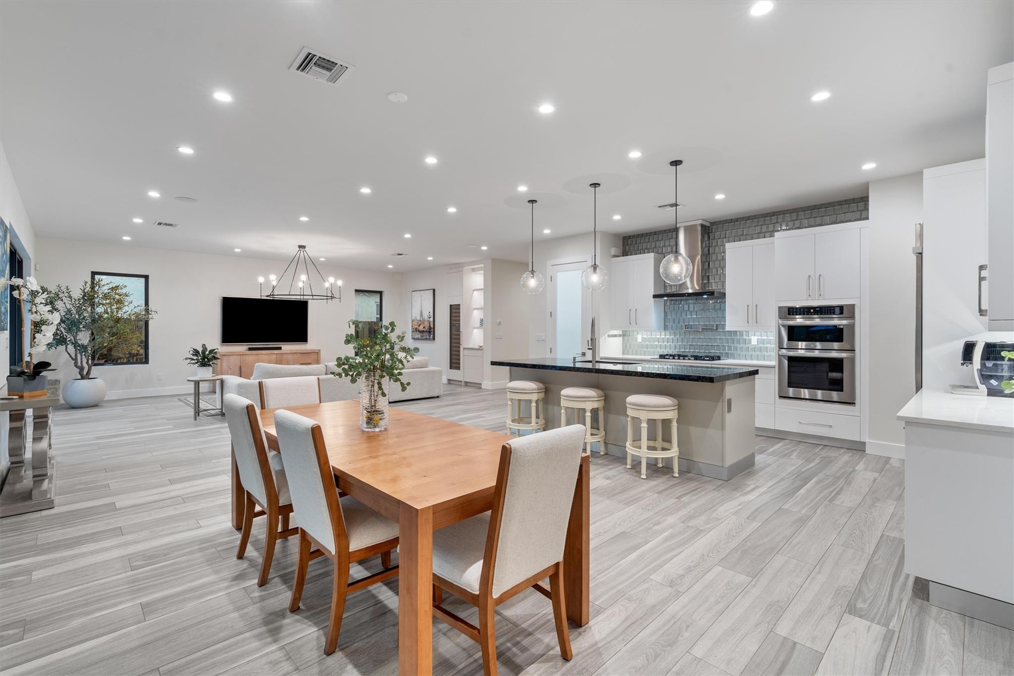 1200 SE 7th St Fort Lauderdale, FL 33301