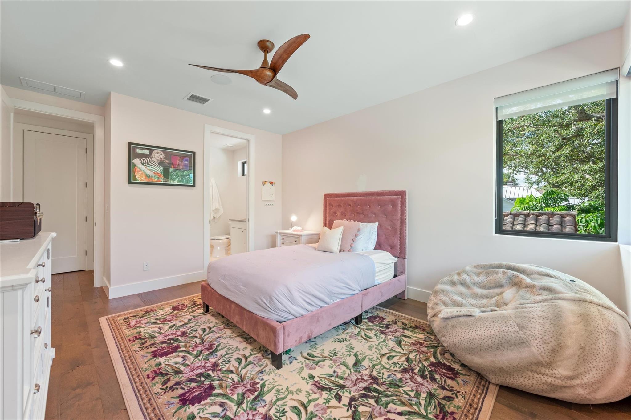 1200 SE 7th St Fort Lauderdale, FL 33301