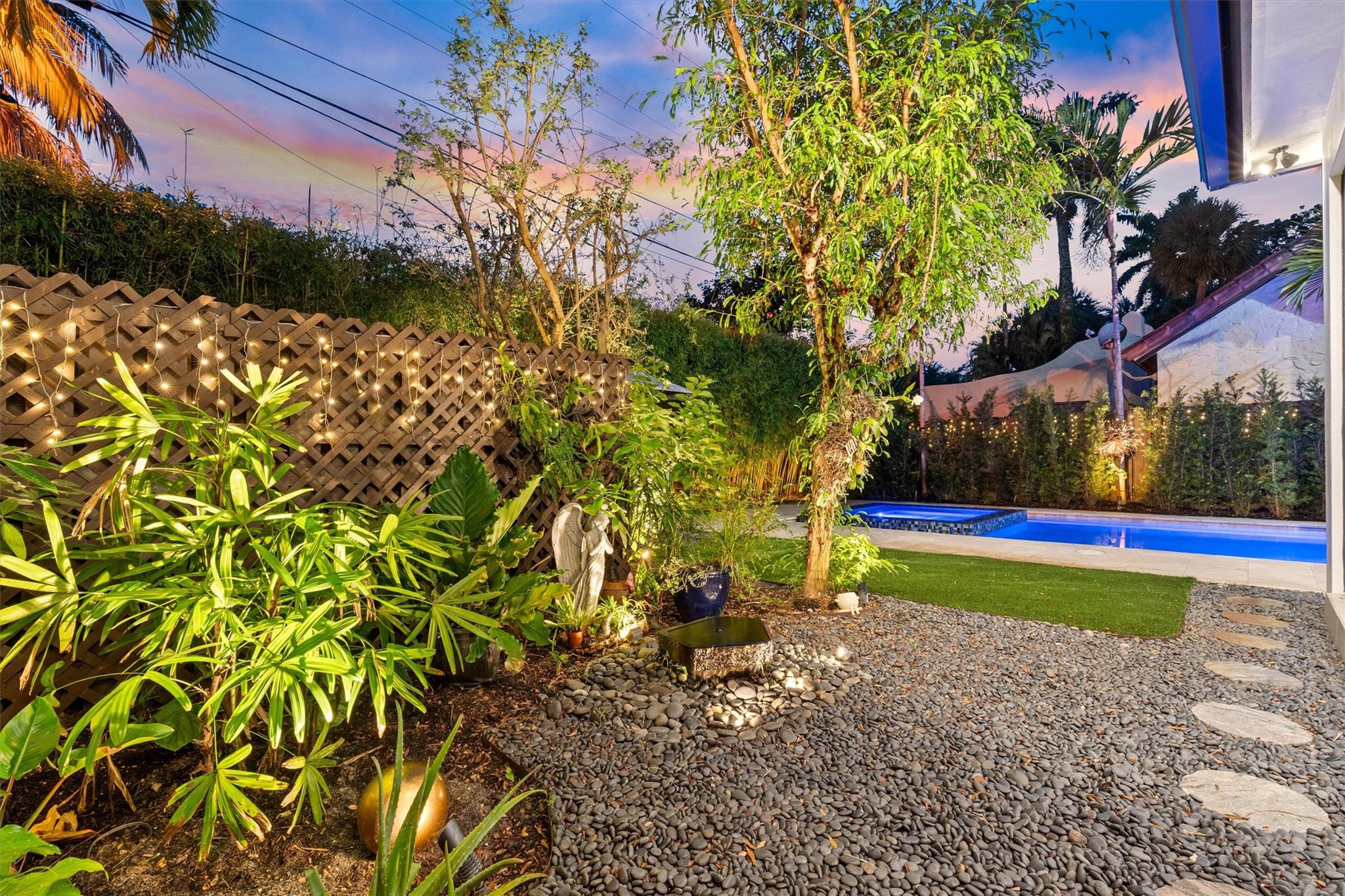 1200 SE 7th St Fort Lauderdale, FL 33301