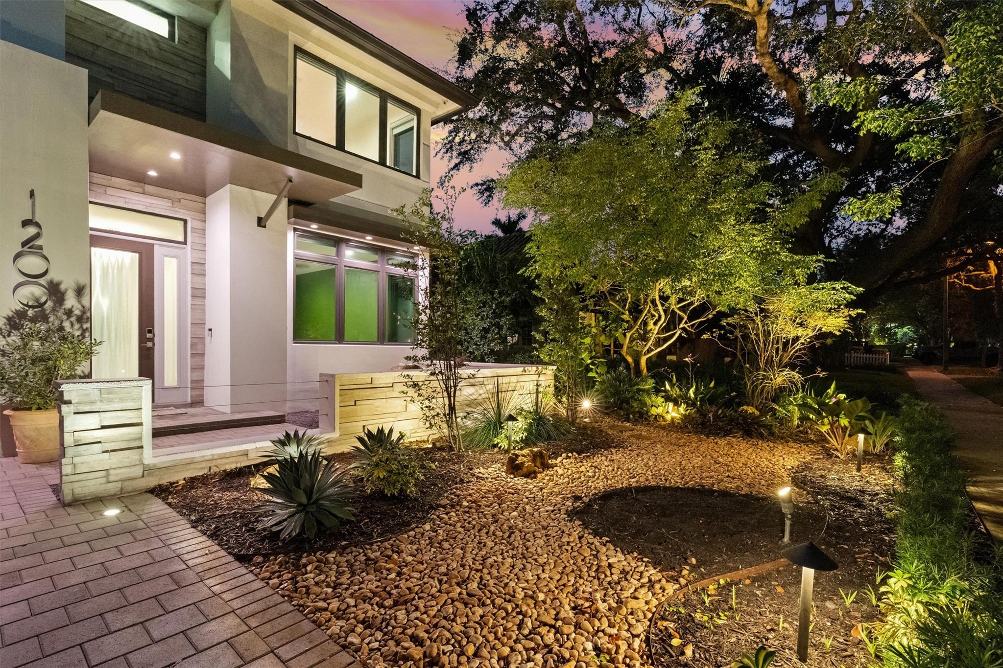 1200 SE 7th St Fort Lauderdale, FL 33301