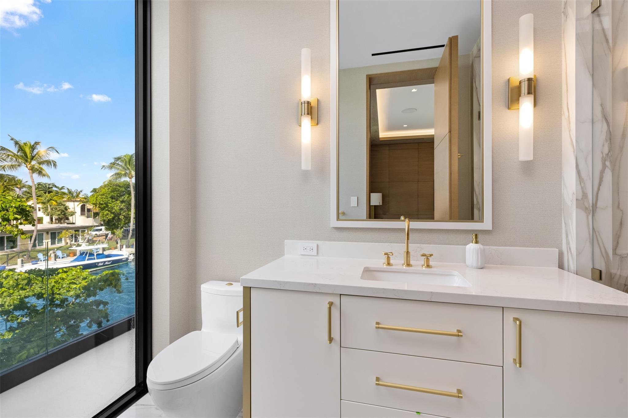 625 San Marco Dr Fort Lauderdale, FL 33301 625 San Marco Dr Fort Lauderdale, FL 33301