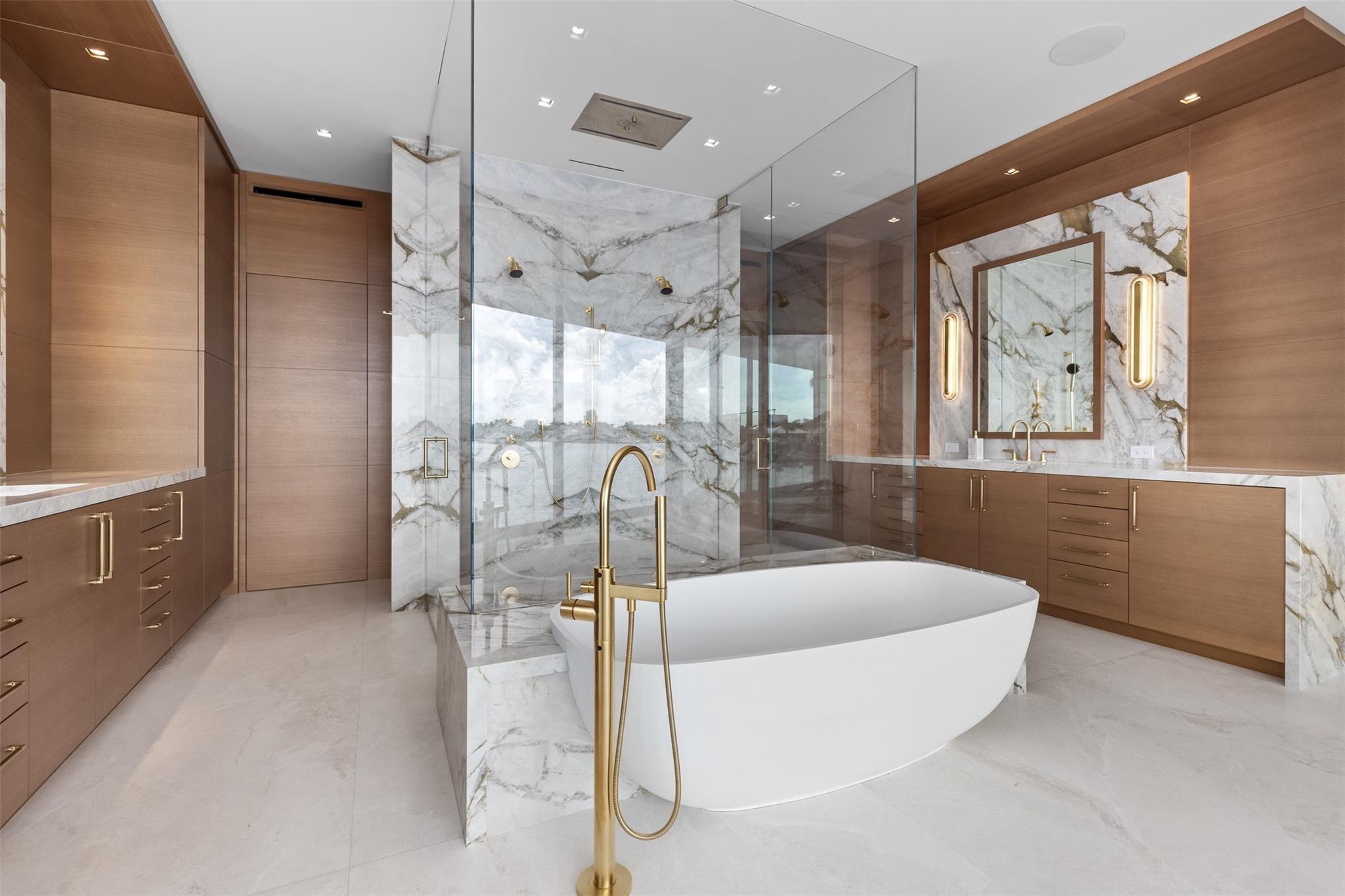 625 San Marco Dr Fort Lauderdale, FL 33301 625 San Marco Dr Fort Lauderdale, FL 33301