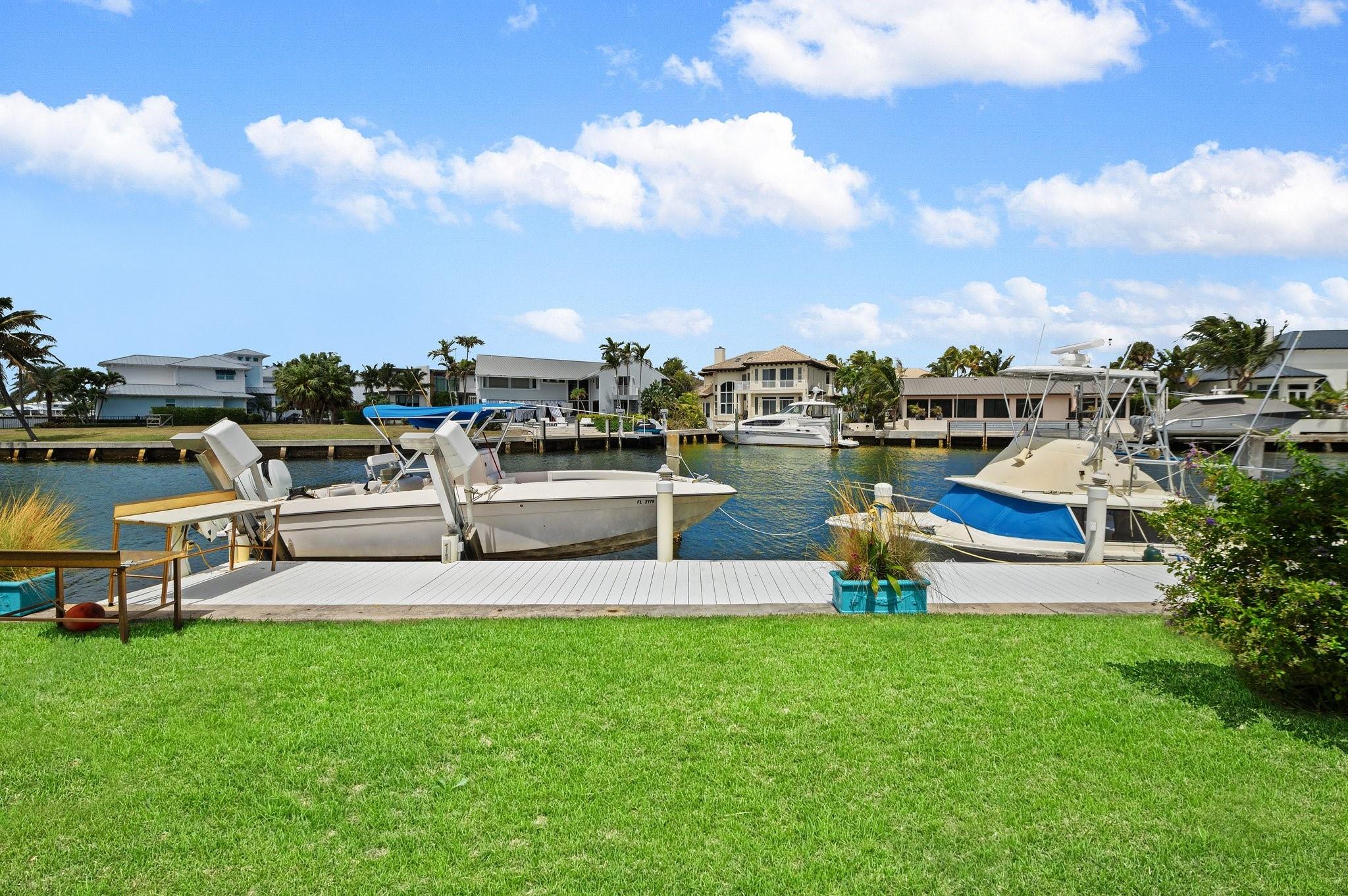 3 Sabal Is Dr Ocean Ridge, FL 33435