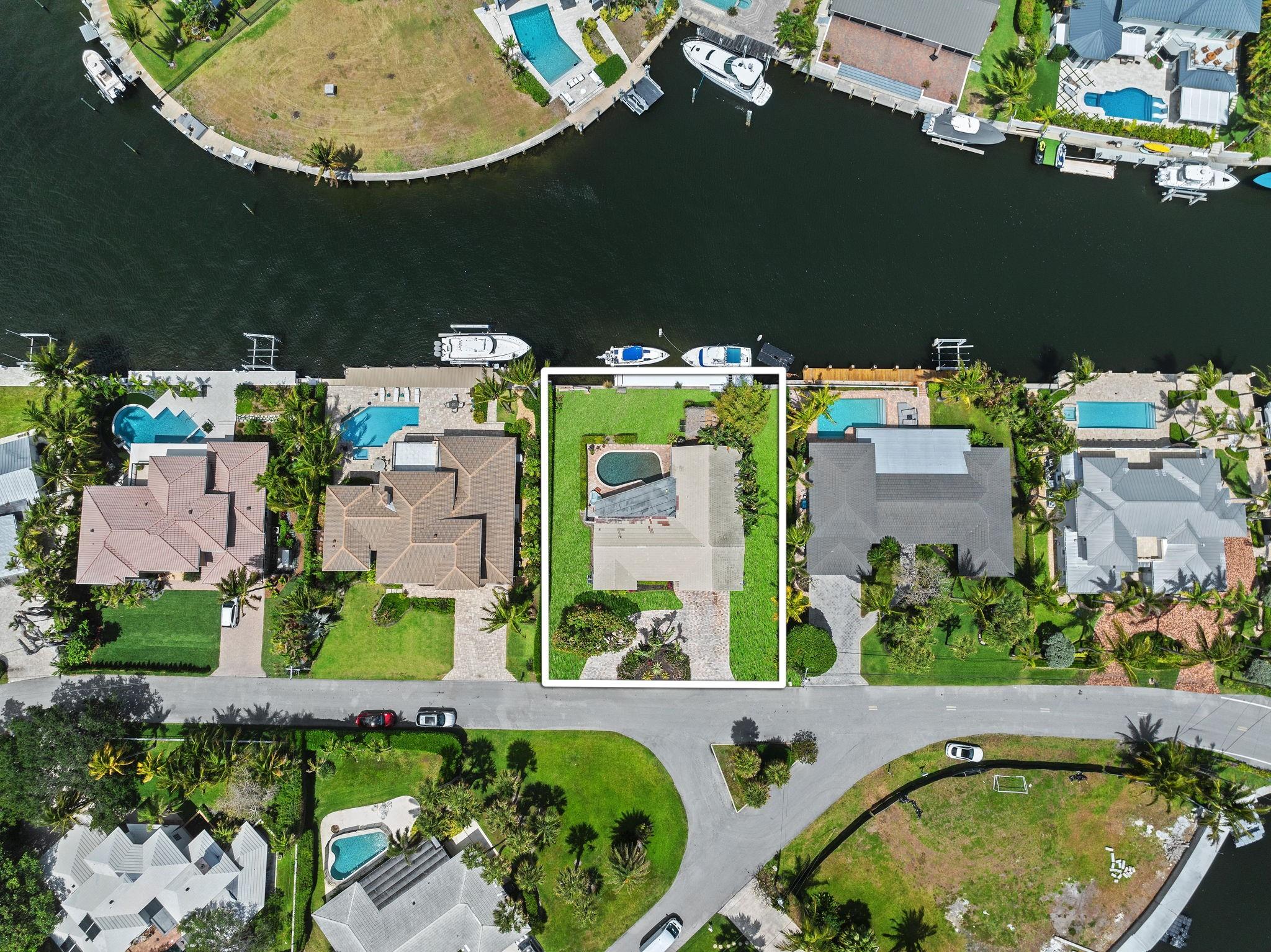 3 Sabal Is Dr Ocean Ridge, FL 33435