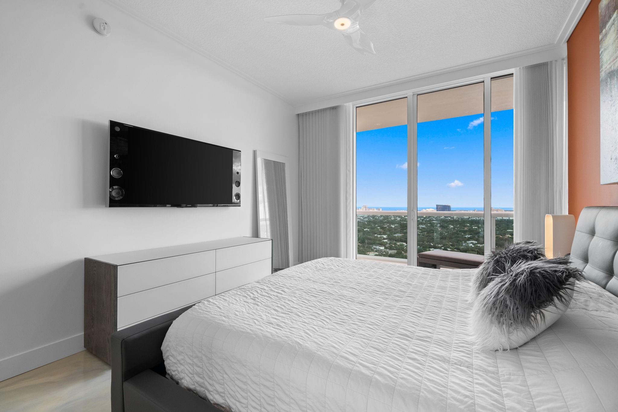 347 N New Riv Dr #PH 7 Fort Lauderdale, FL 33301