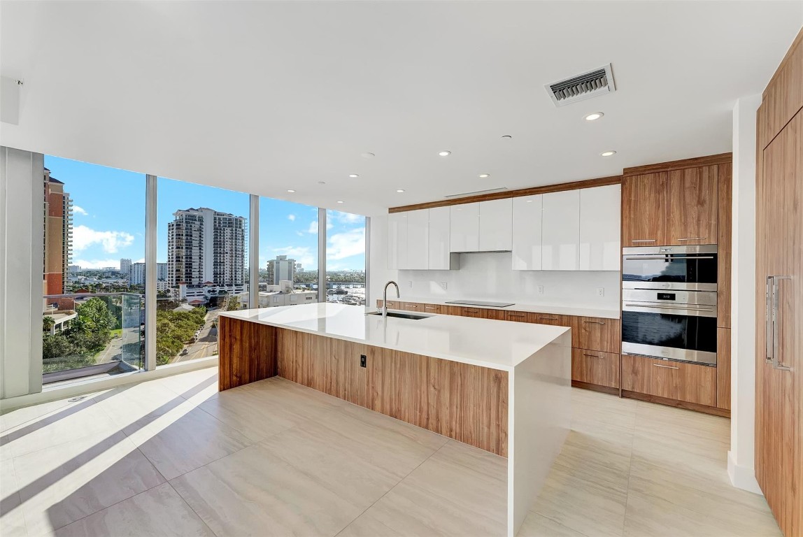 153 N Seabreeze Blvd #902-S Fort Lauderdale, FL 33304