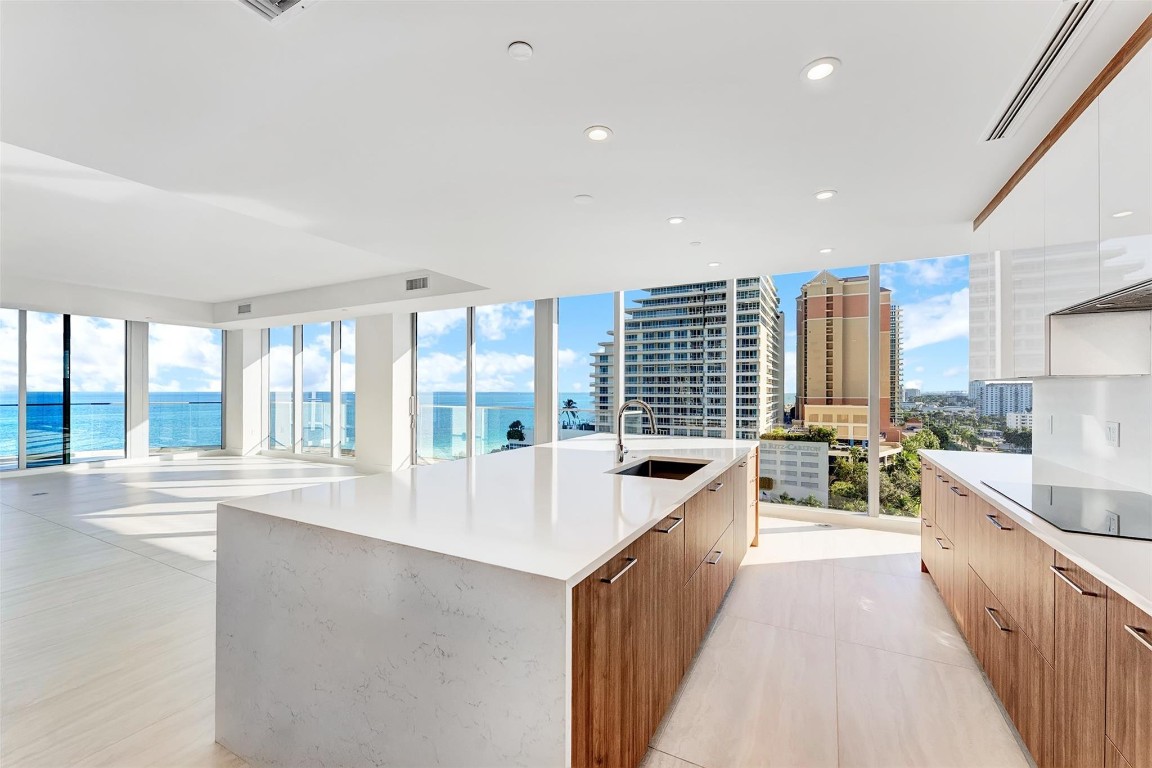 153 N Seabreeze Blvd #902-S Fort Lauderdale, FL 33304