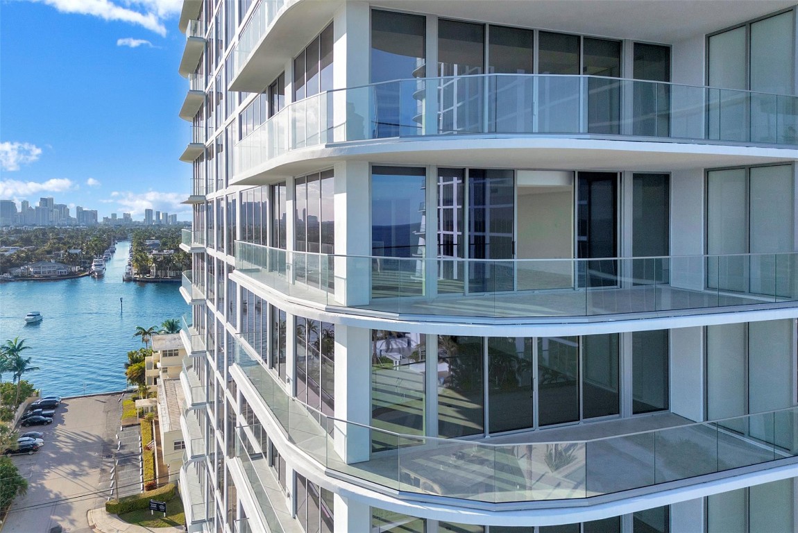 153 N Seabreeze Blvd #902-S Fort Lauderdale, FL 33304