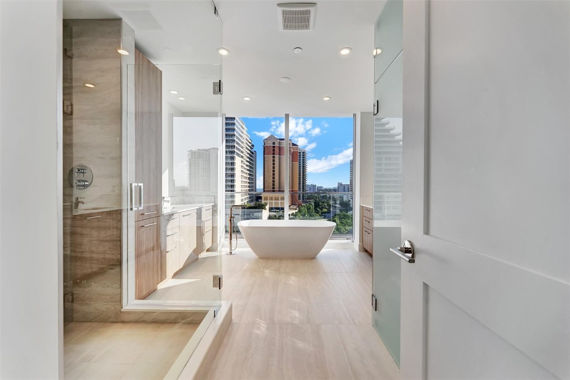 153 N Seabreeze Blvd #902-S Fort Lauderdale, FL 33304