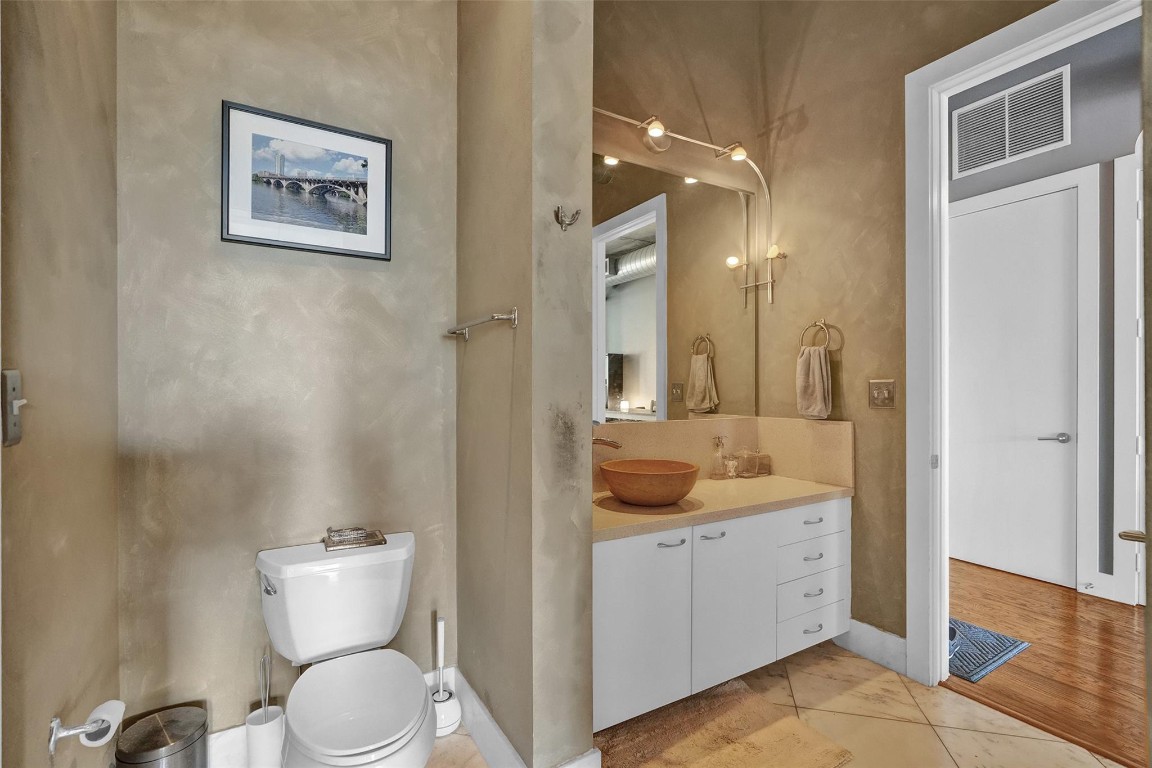 410 NW 1st Ave #604 Fort Lauderdale, FL 33301