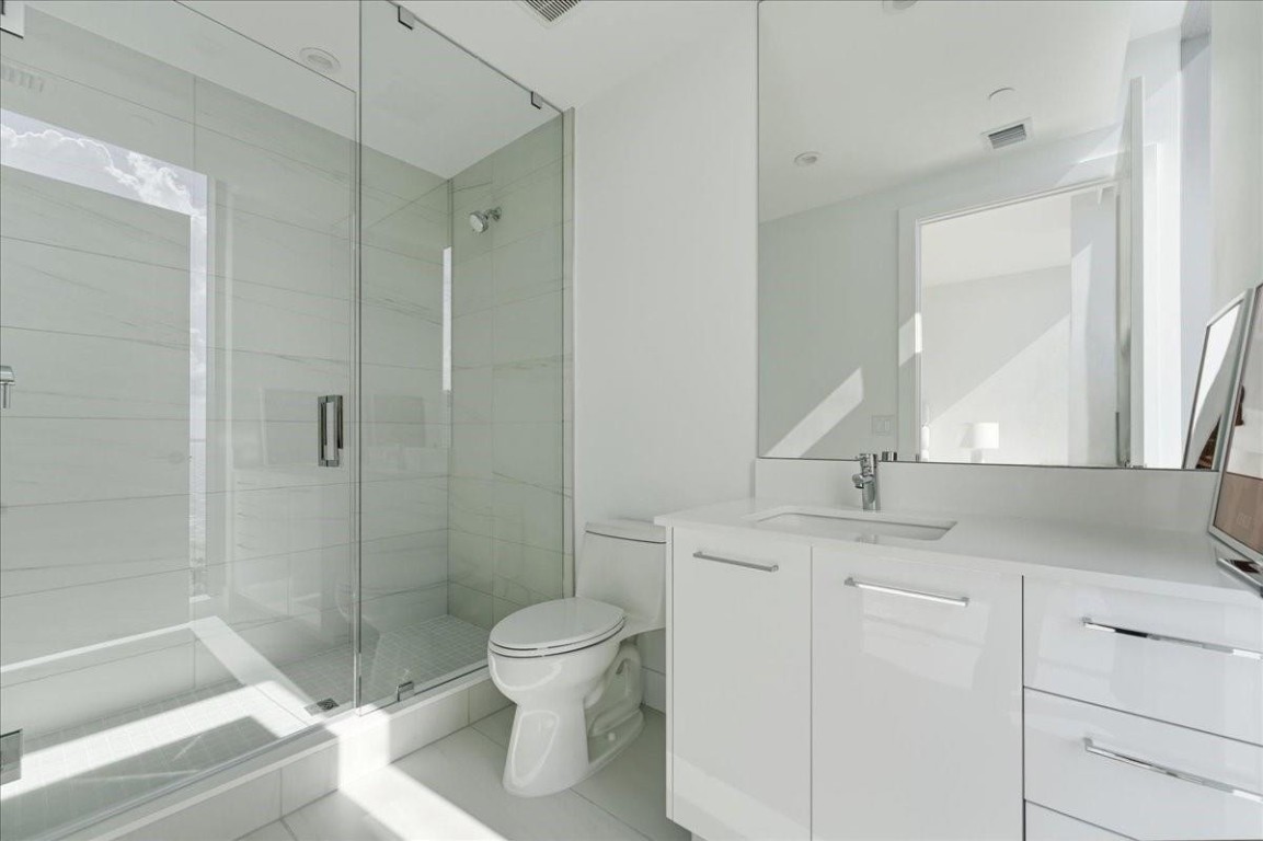 151 N Seabreeze #1601 E Fort Lauderdale, FL 33304