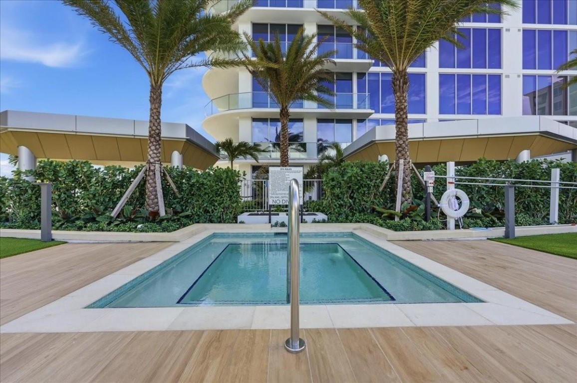 151 N Seabreeze #1601 E Fort Lauderdale, FL 33304