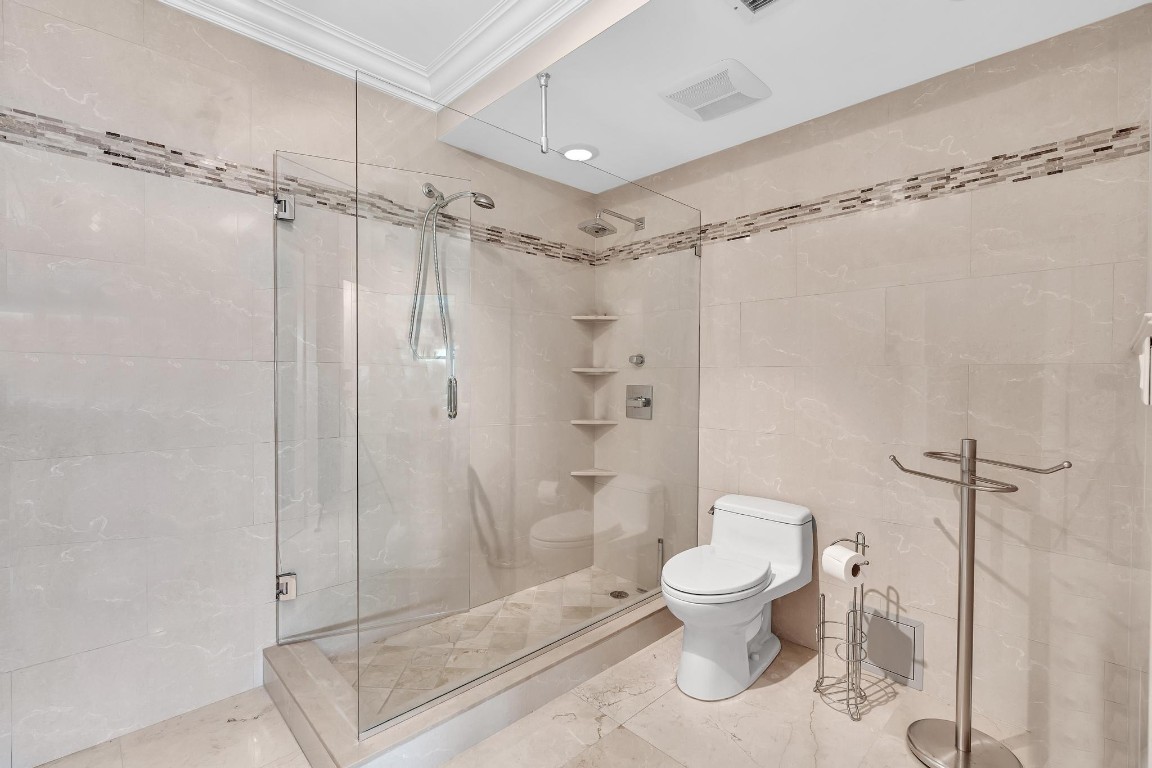 Undisclosed Address Fort Lauderdale, FL 33308