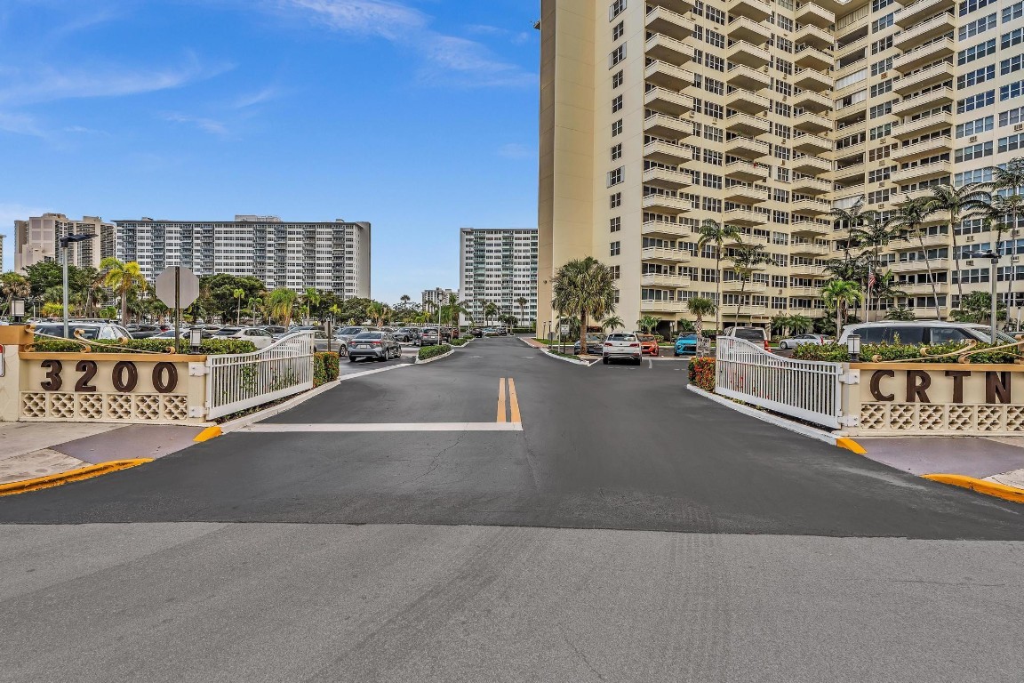 Undisclosed Address Fort Lauderdale, FL 33308