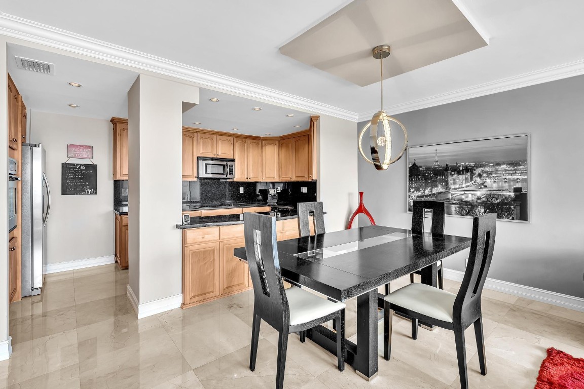 Undisclosed Address Fort Lauderdale, FL 33308