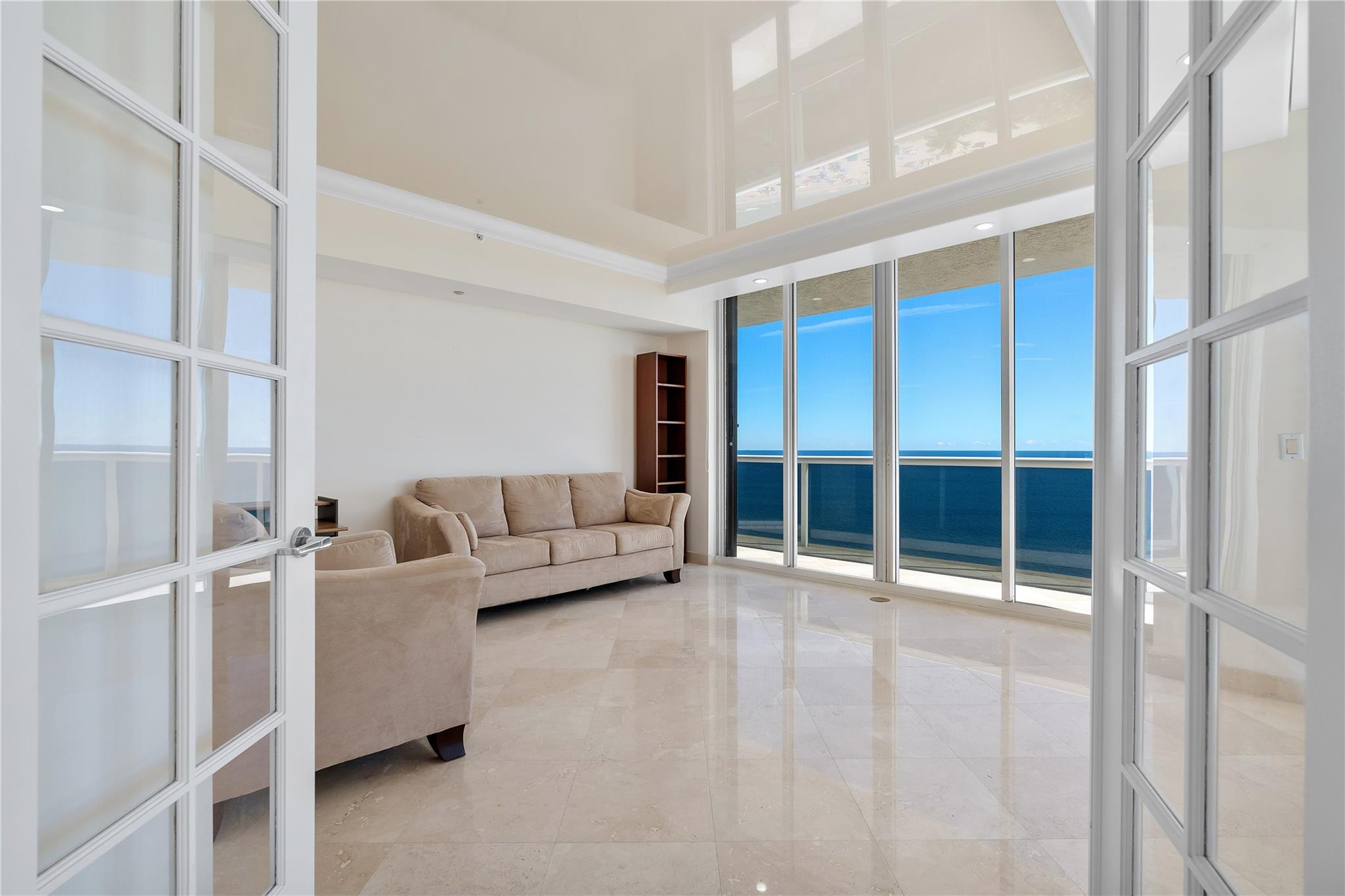 3100 N Ocean #1910 Fort Lauderdale, FL 33308