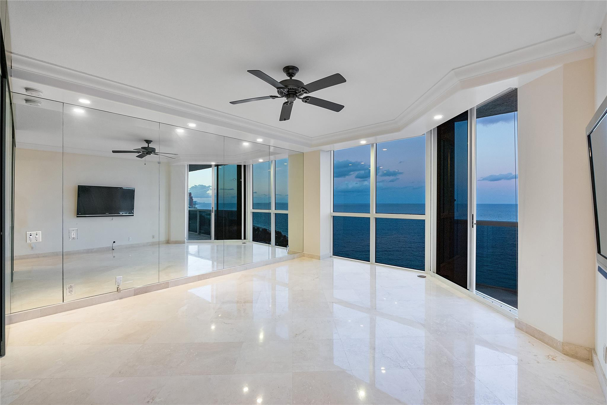 3100 N Ocean #1910 Fort Lauderdale, FL 33308