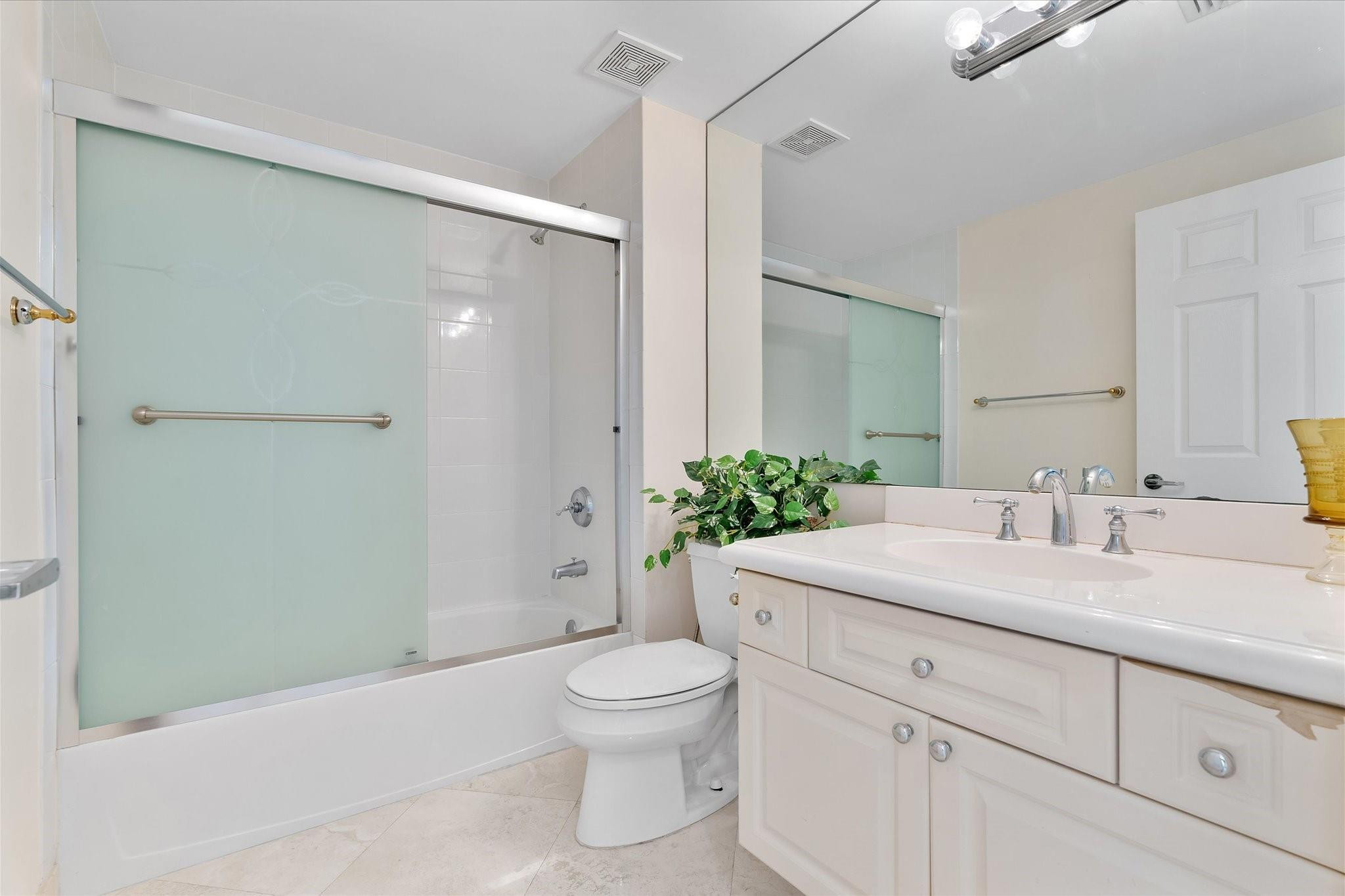 3100 N Ocean #1910 Fort Lauderdale, FL 33308