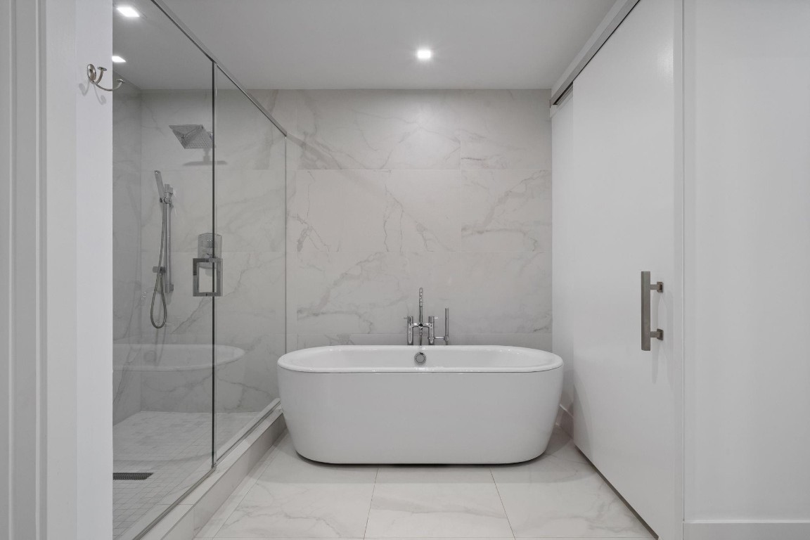 730 N Ocean #801 Pompano Beach, FL 33062