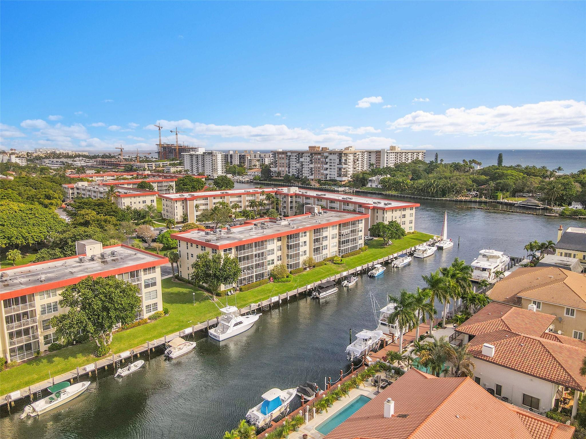 3050 NE 48th #206 Lighthouse Point, FL 33064