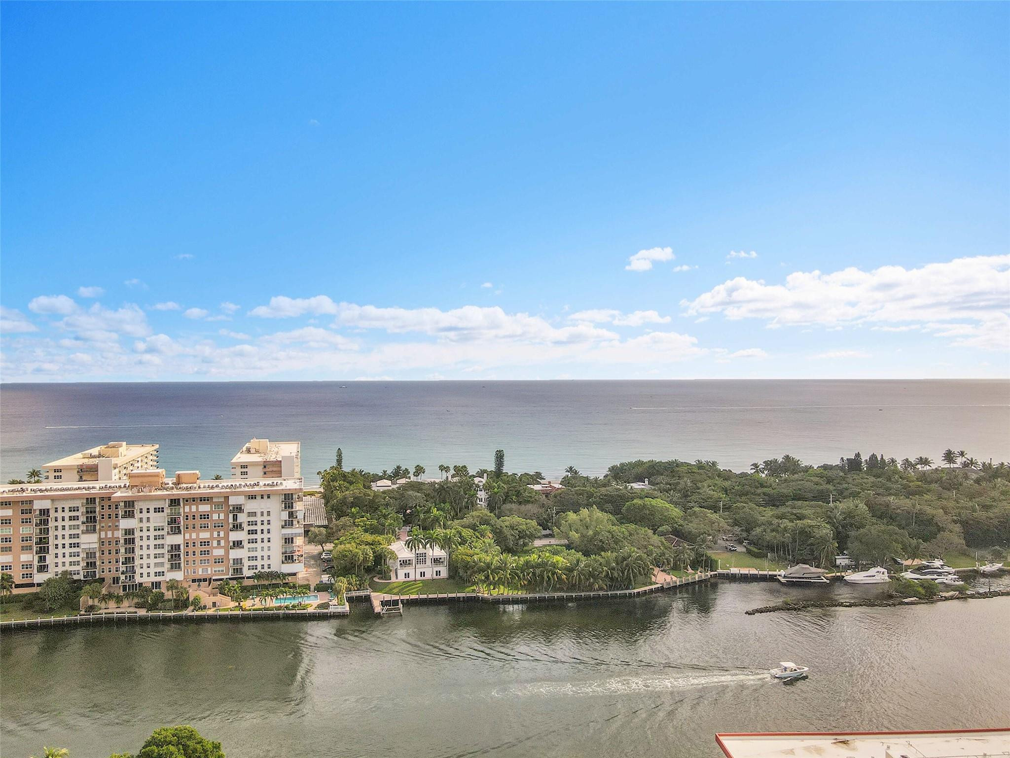 3050 NE 48th #206 Lighthouse Point, FL 33064