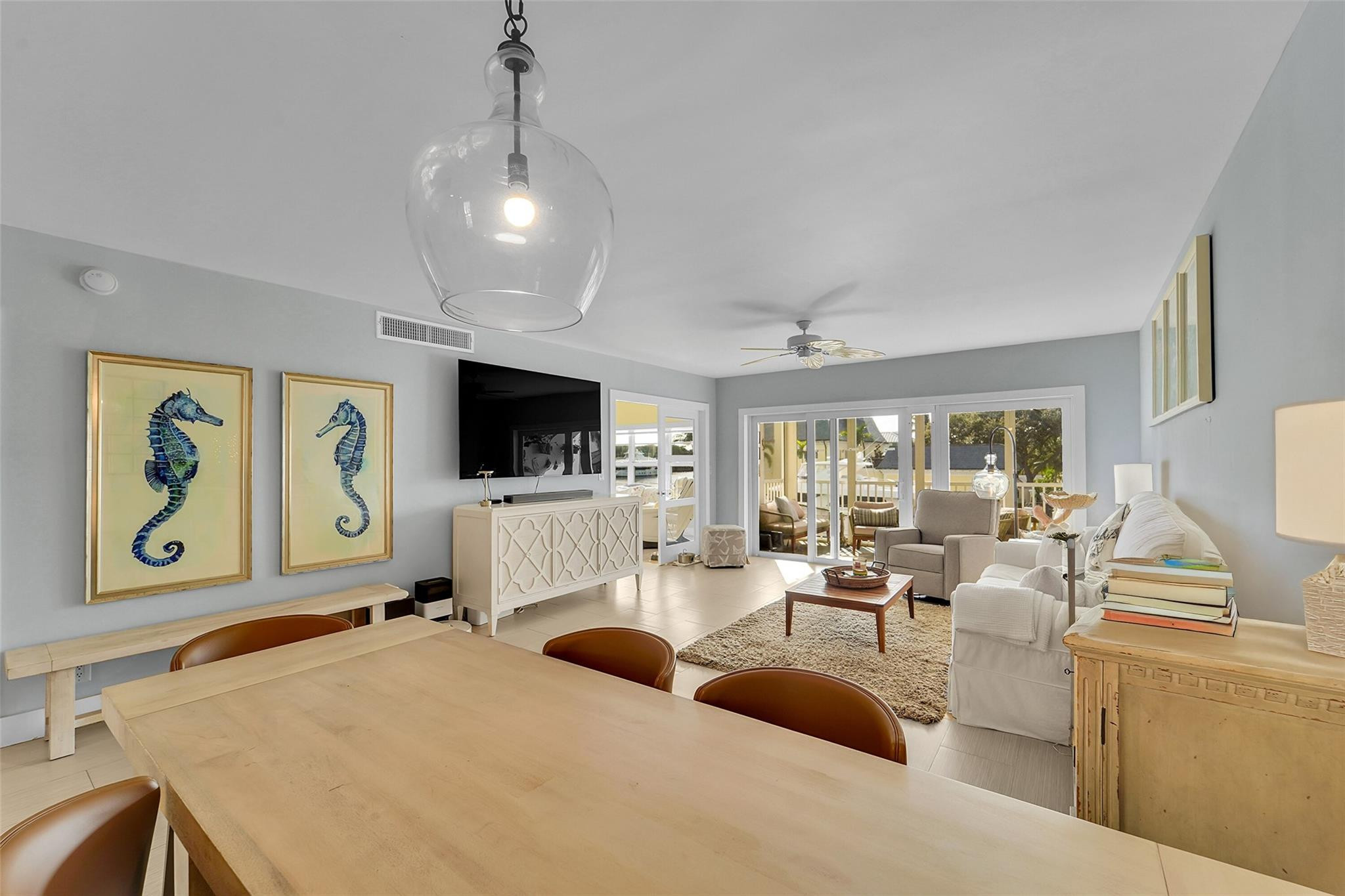 3050 NE 48th #206 Lighthouse Point, FL 33064