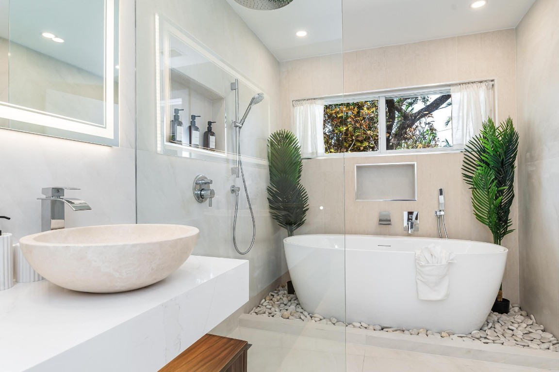 616 NE 16th Fort Lauderdale, FL 33304