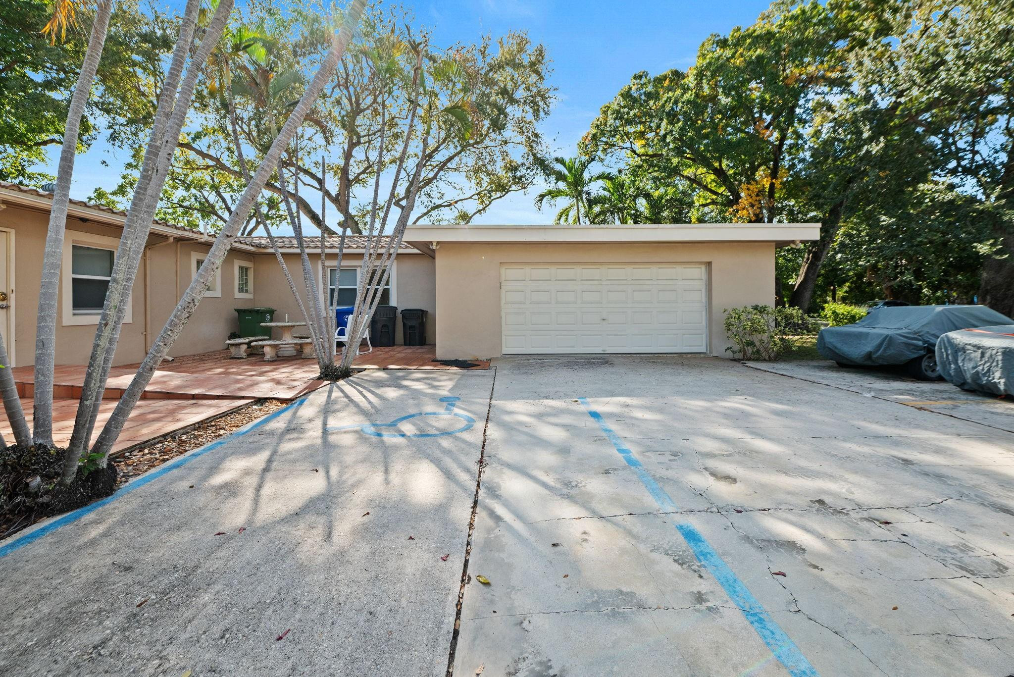 1901 SE 4th Fort Lauderdale, FL 33316