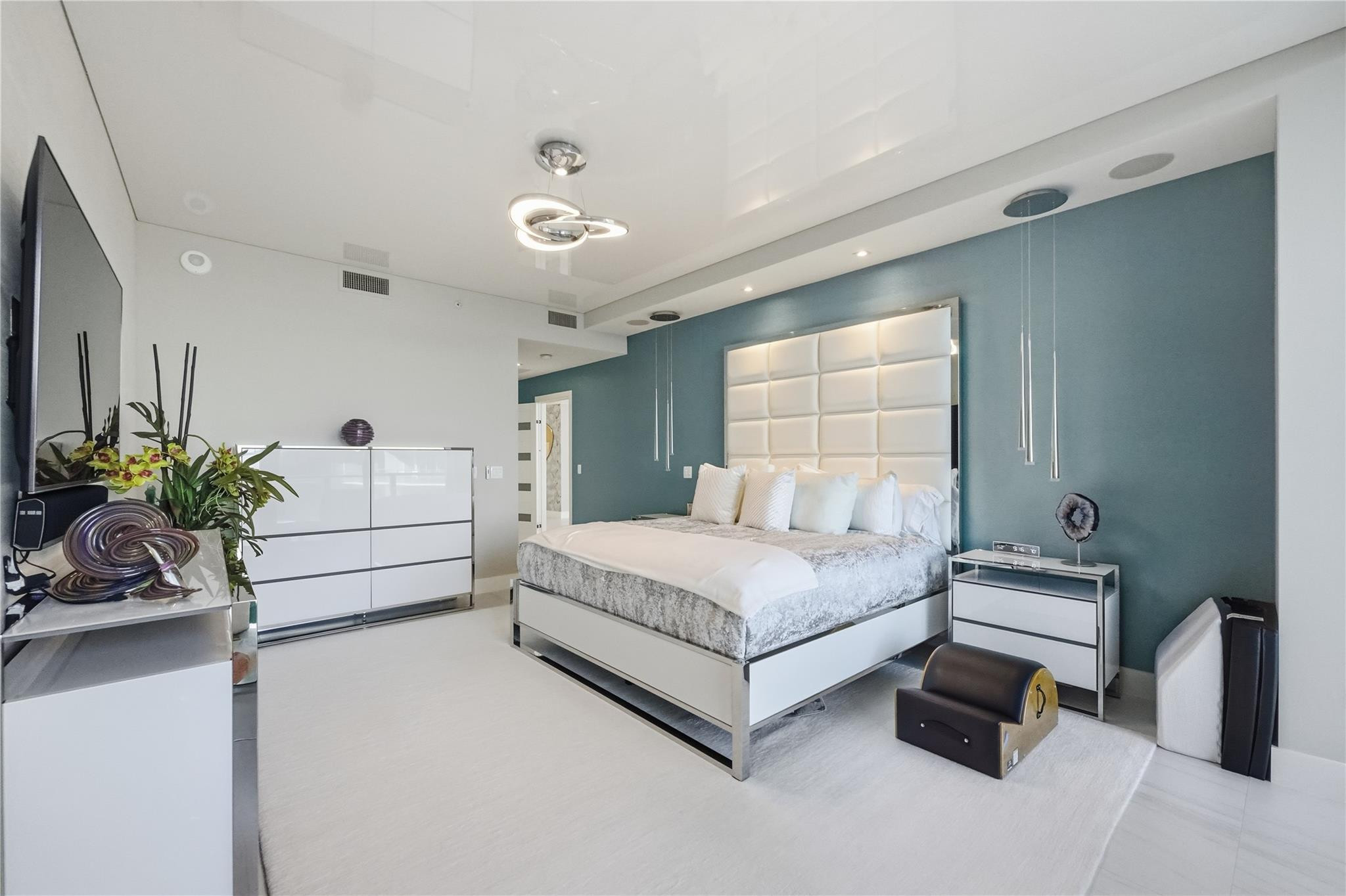 2200 N Ocean #S706 Fort Lauderdale, FL 33305