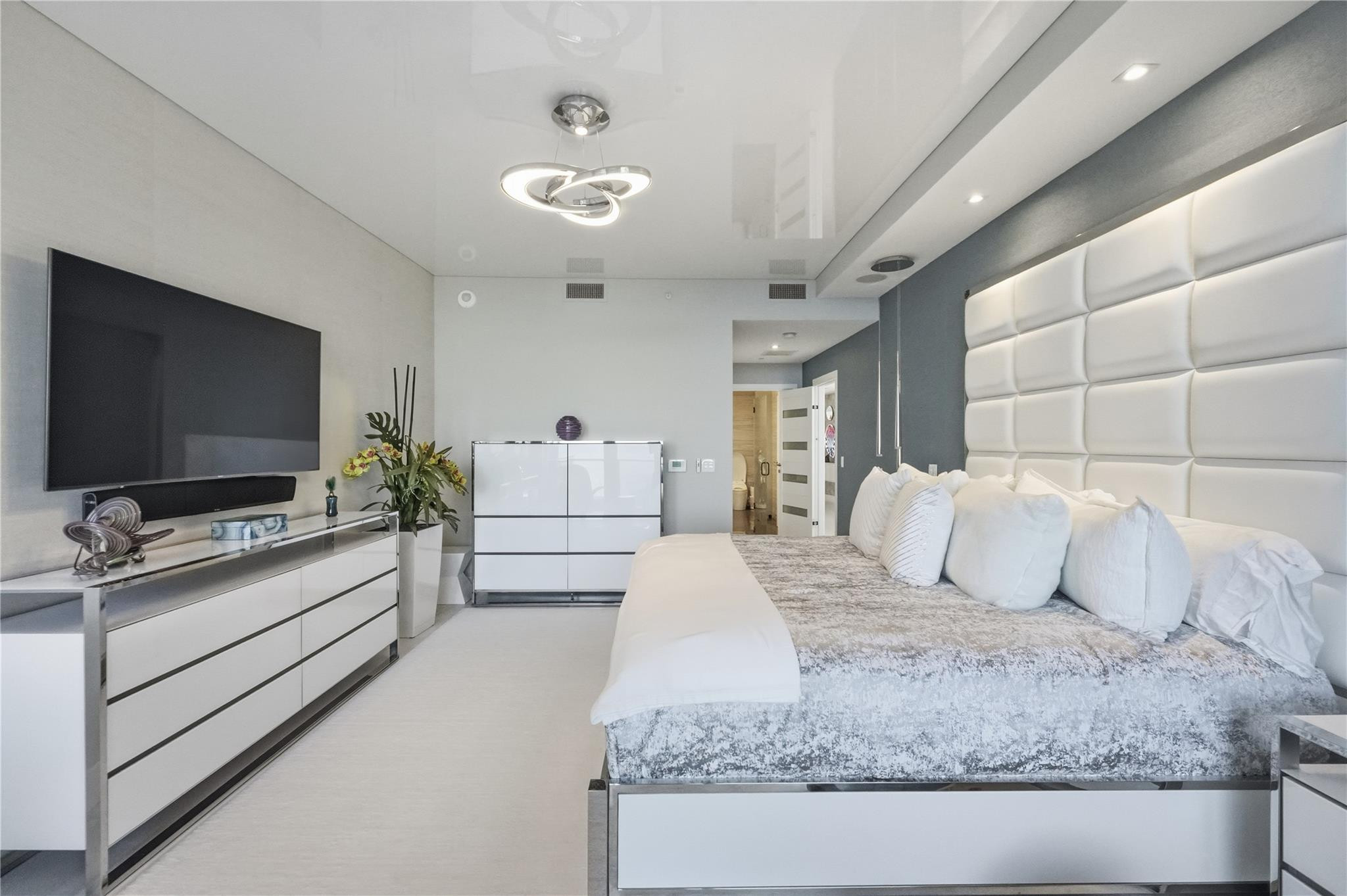 2200 N Ocean #S706 Fort Lauderdale, FL 33305