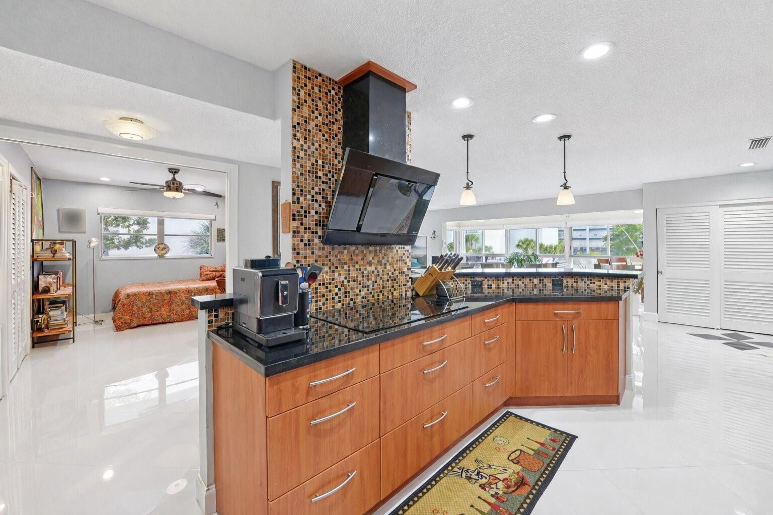 3090 NE 48th #314 Fort Lauderdale, FL 33308