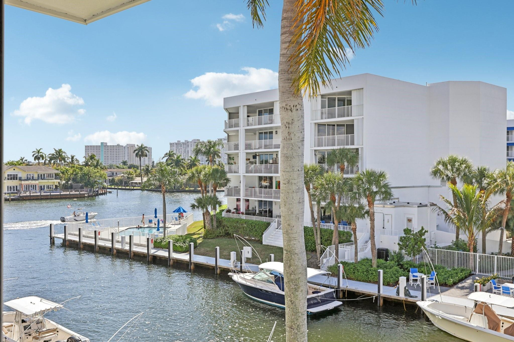 3090 NE 48th #314 Fort Lauderdale, FL 33308