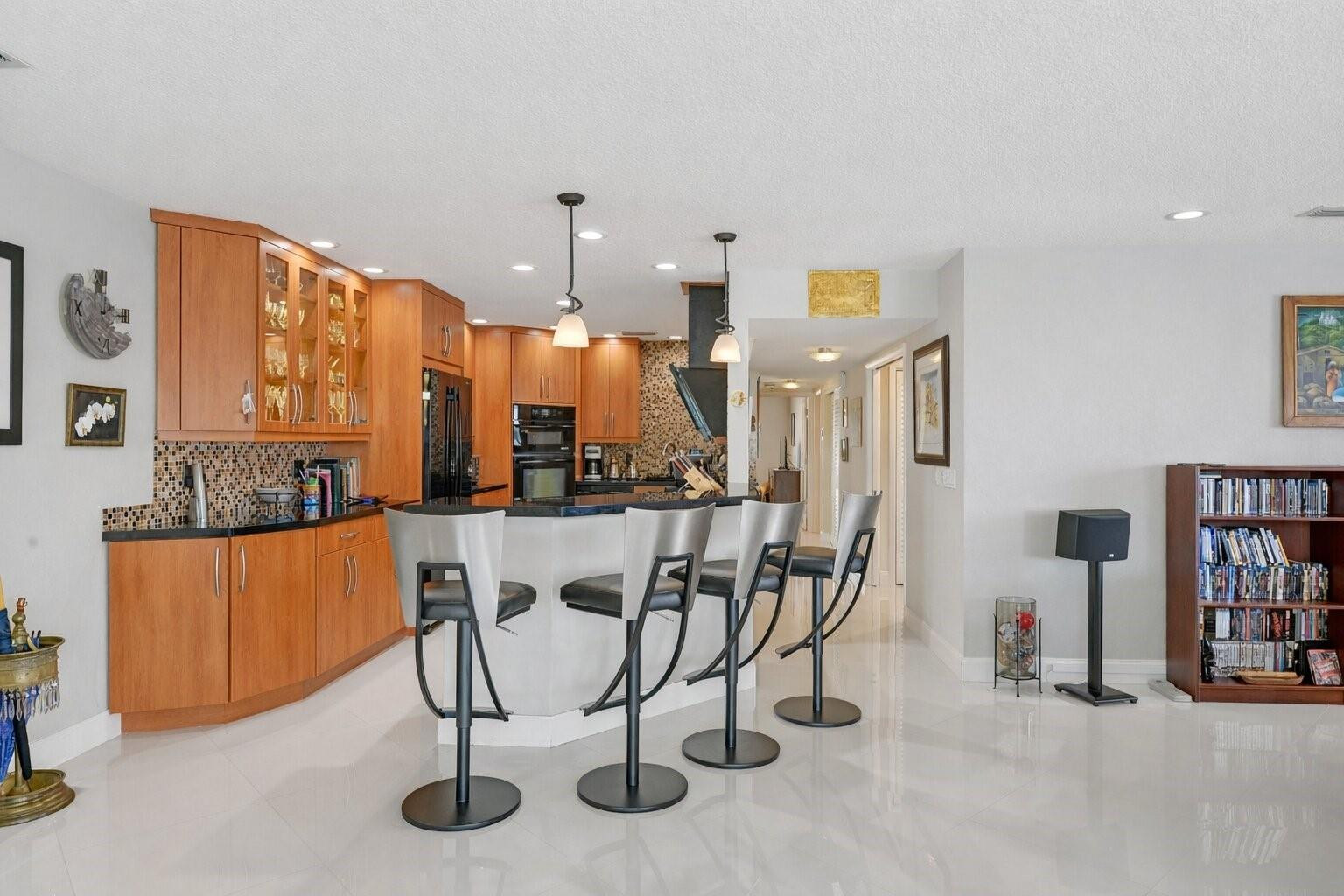 3090 NE 48th #314 Fort Lauderdale, FL 33308