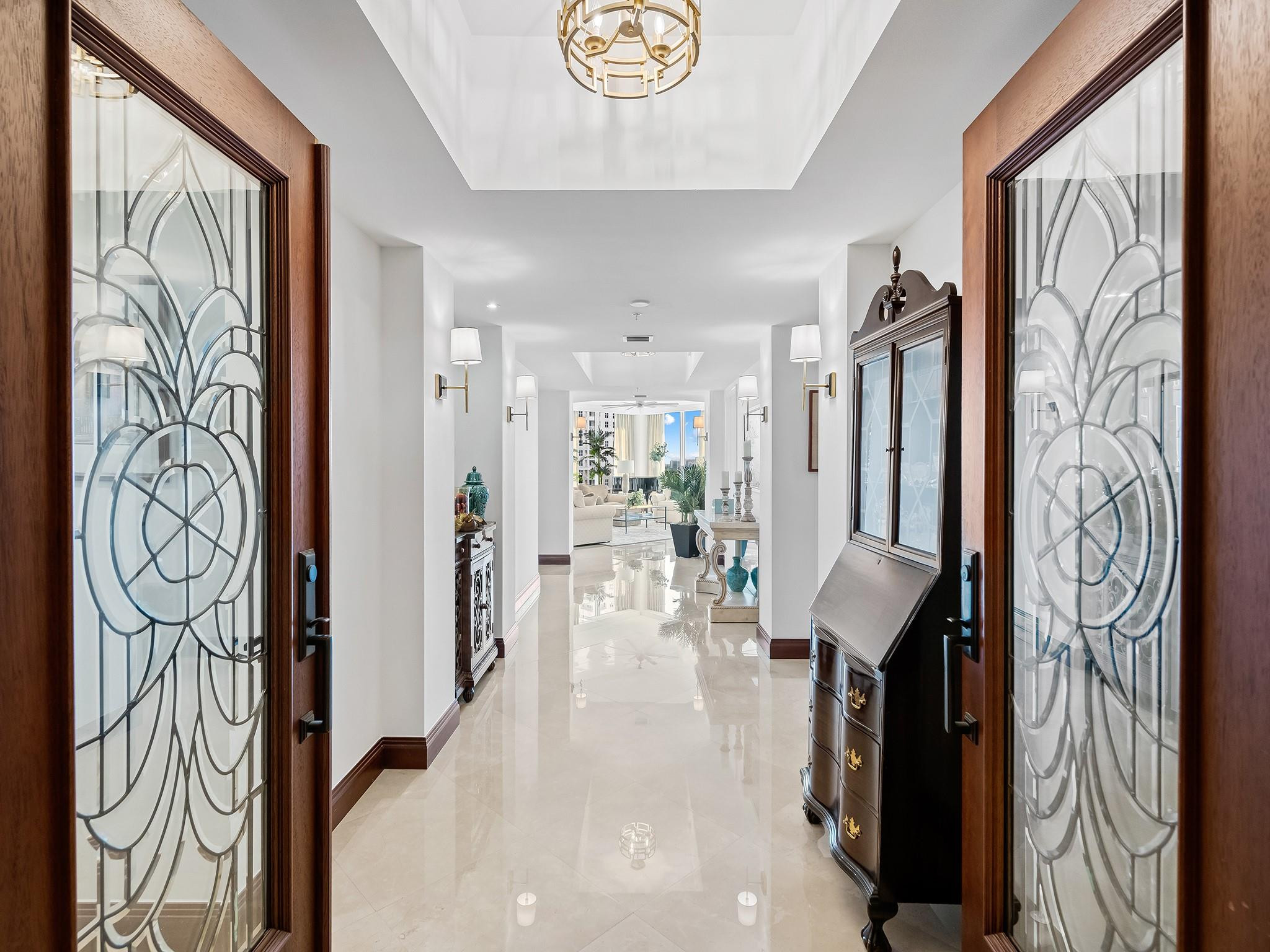 333 Las Olas #910 Fort Lauderdale, FL 33301