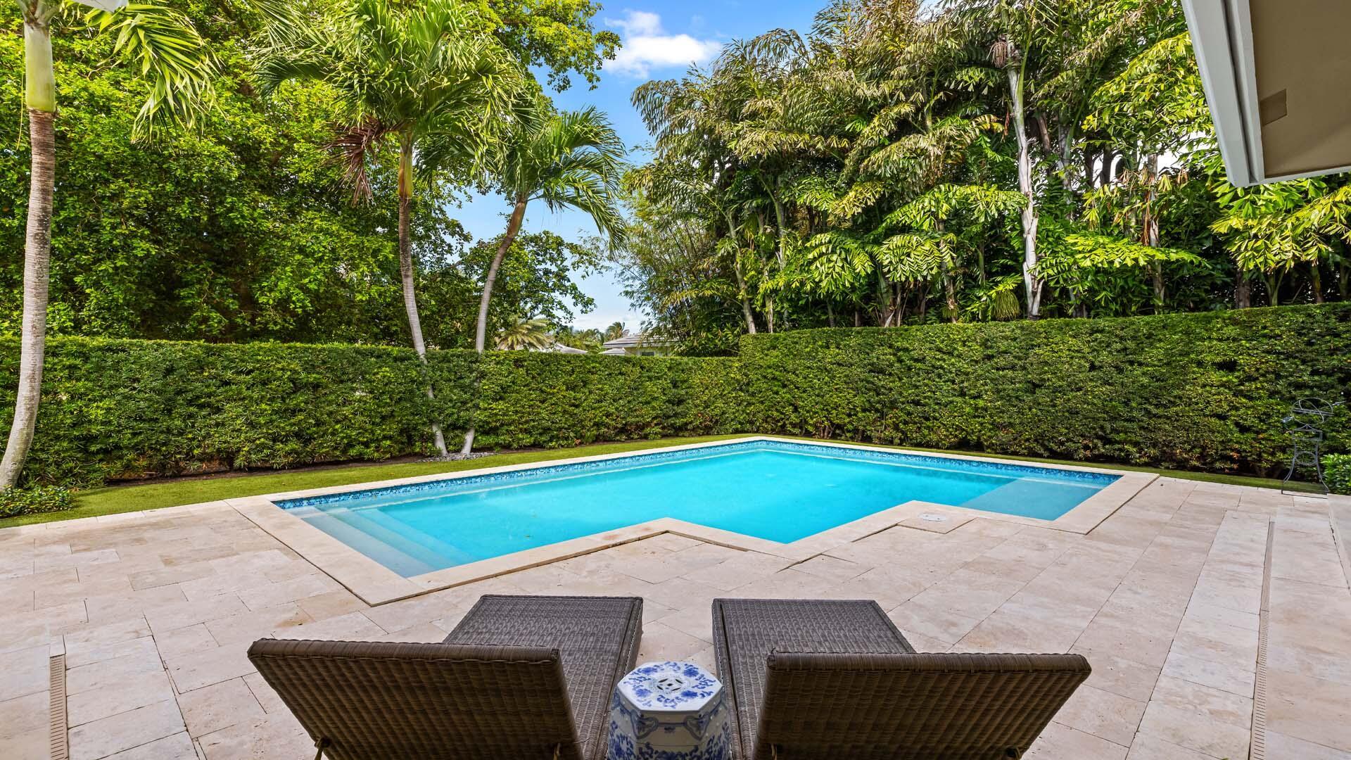 33 Spanish Riv Dr Ocean Ridge, FL 33435