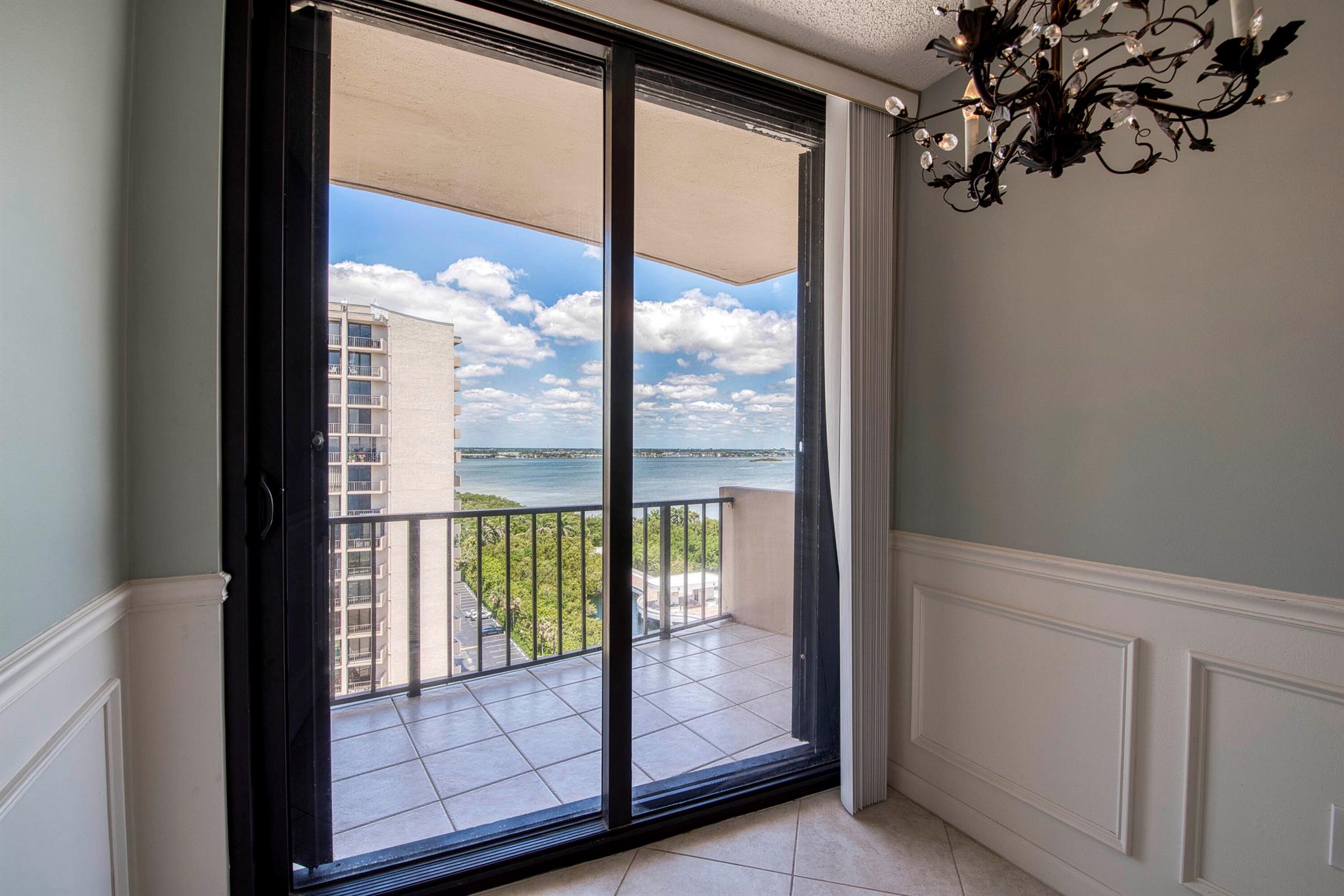 4200 N Ocean Dr #1-1405,Singer Island, FL 33404