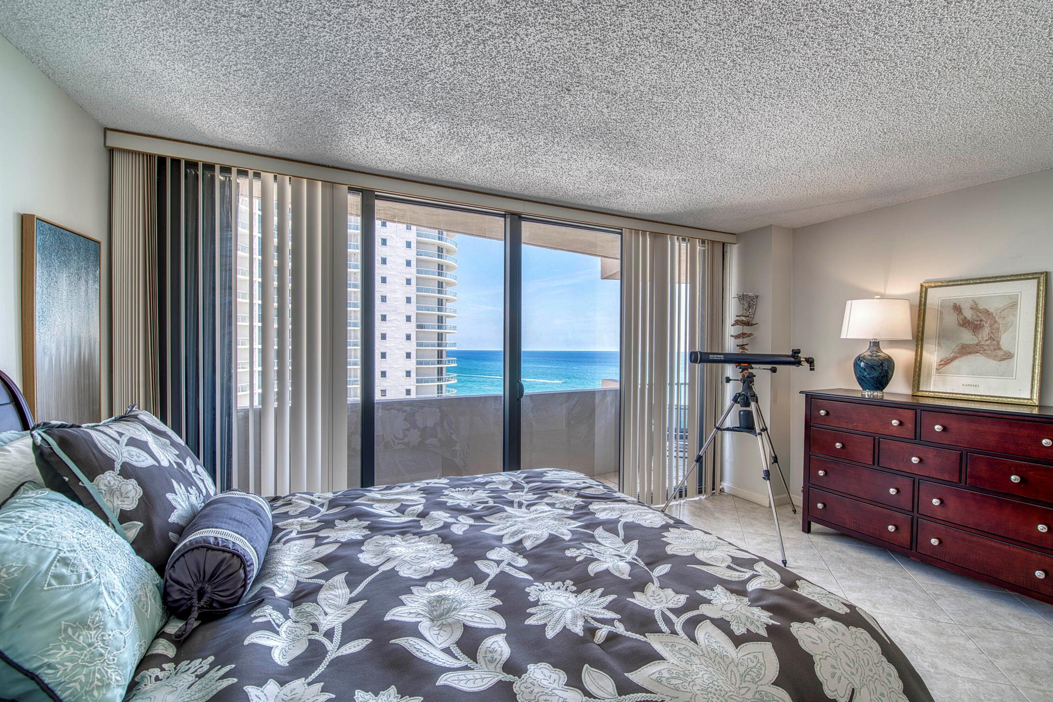 4200 N Ocean Dr #1-1405,Singer Island, FL 33404