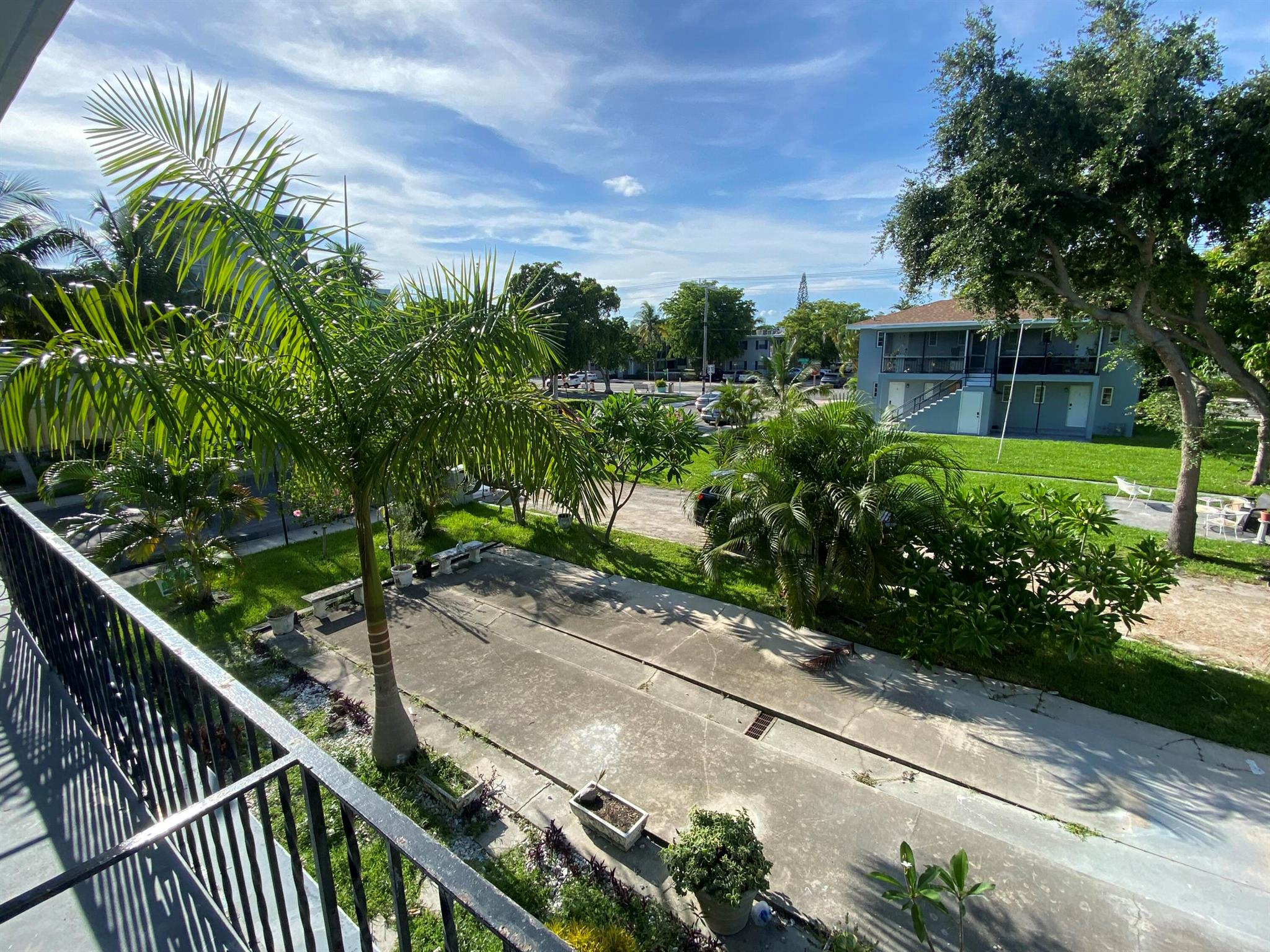 112 Lake Ave #7
