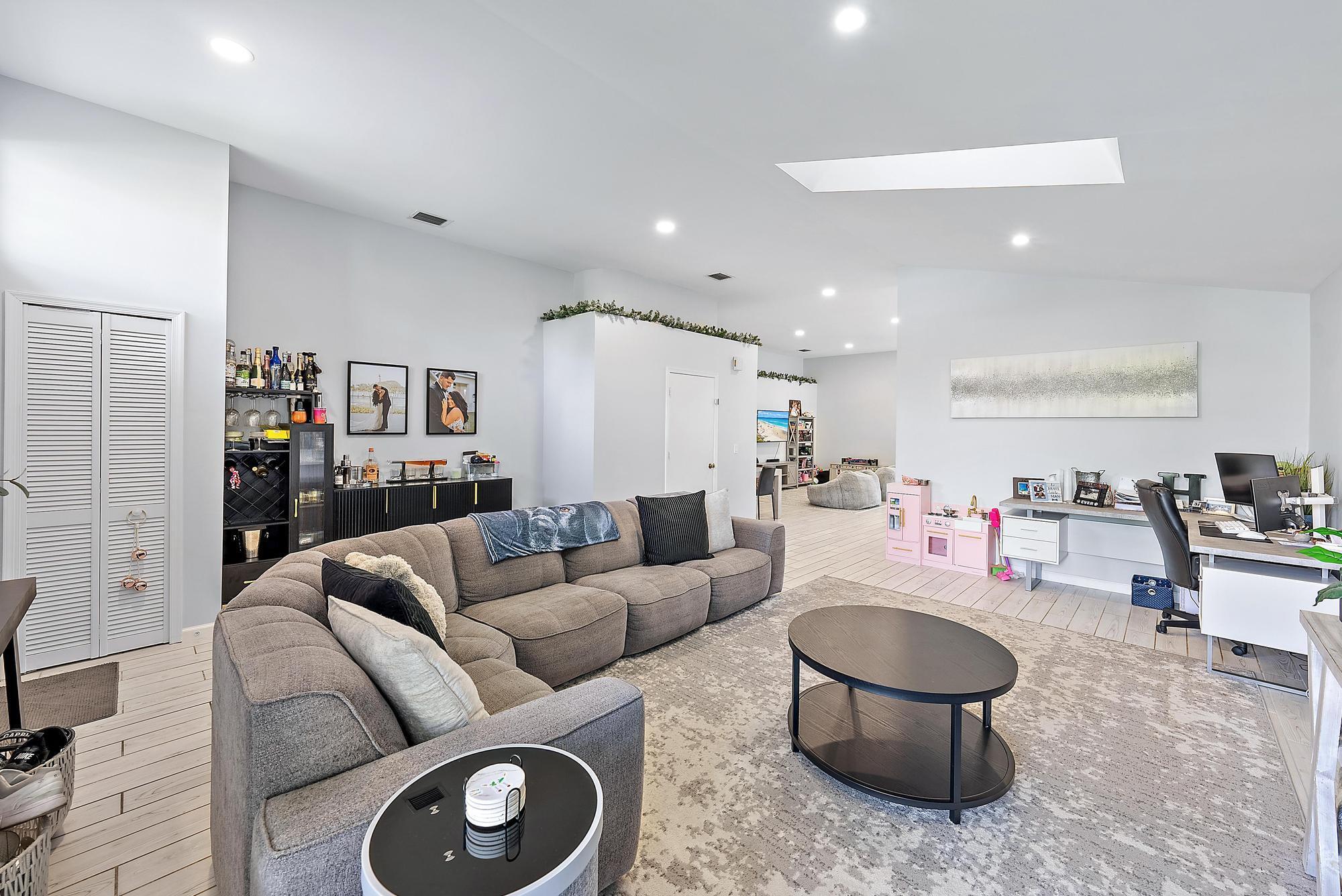 159 St Michaels Ct Jupiter, FL 33458