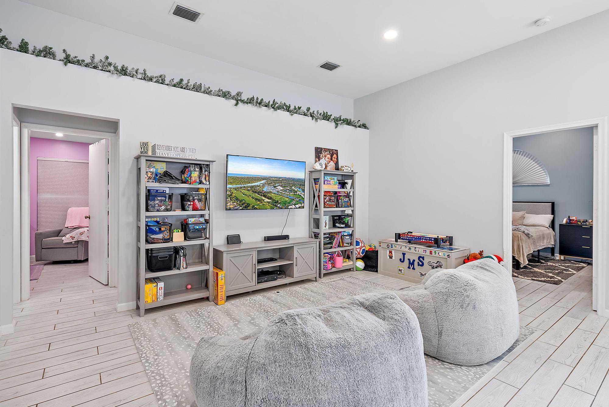 159 St Michaels Ct Jupiter, FL 33458