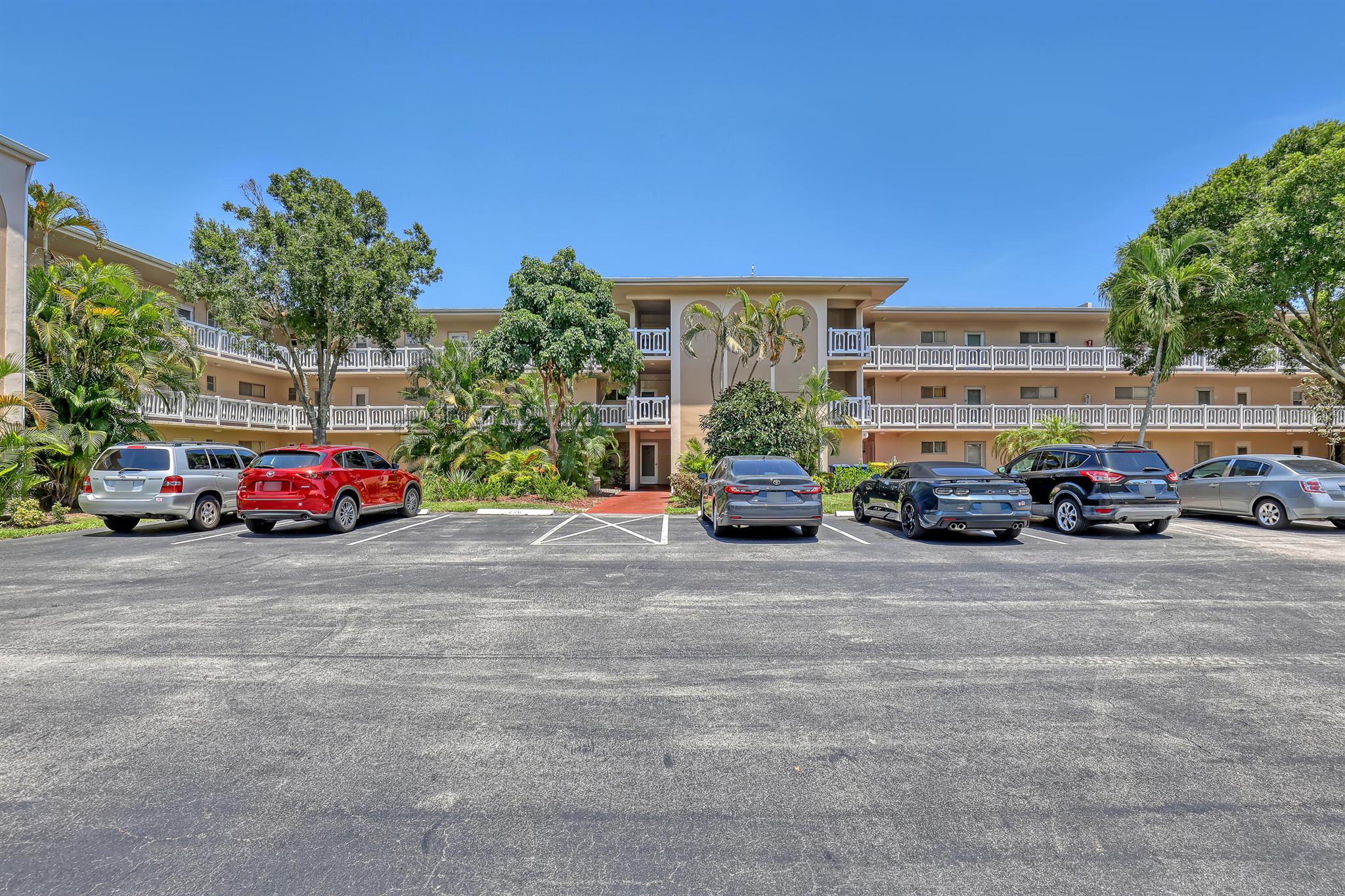 2687 N Garden 205th Dr #205