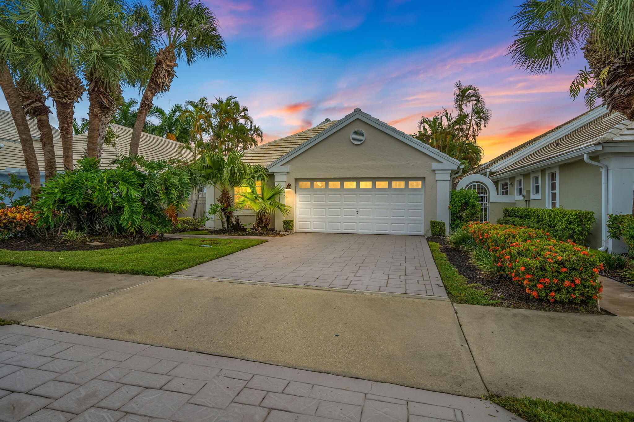 9190 Heathridge Dr
