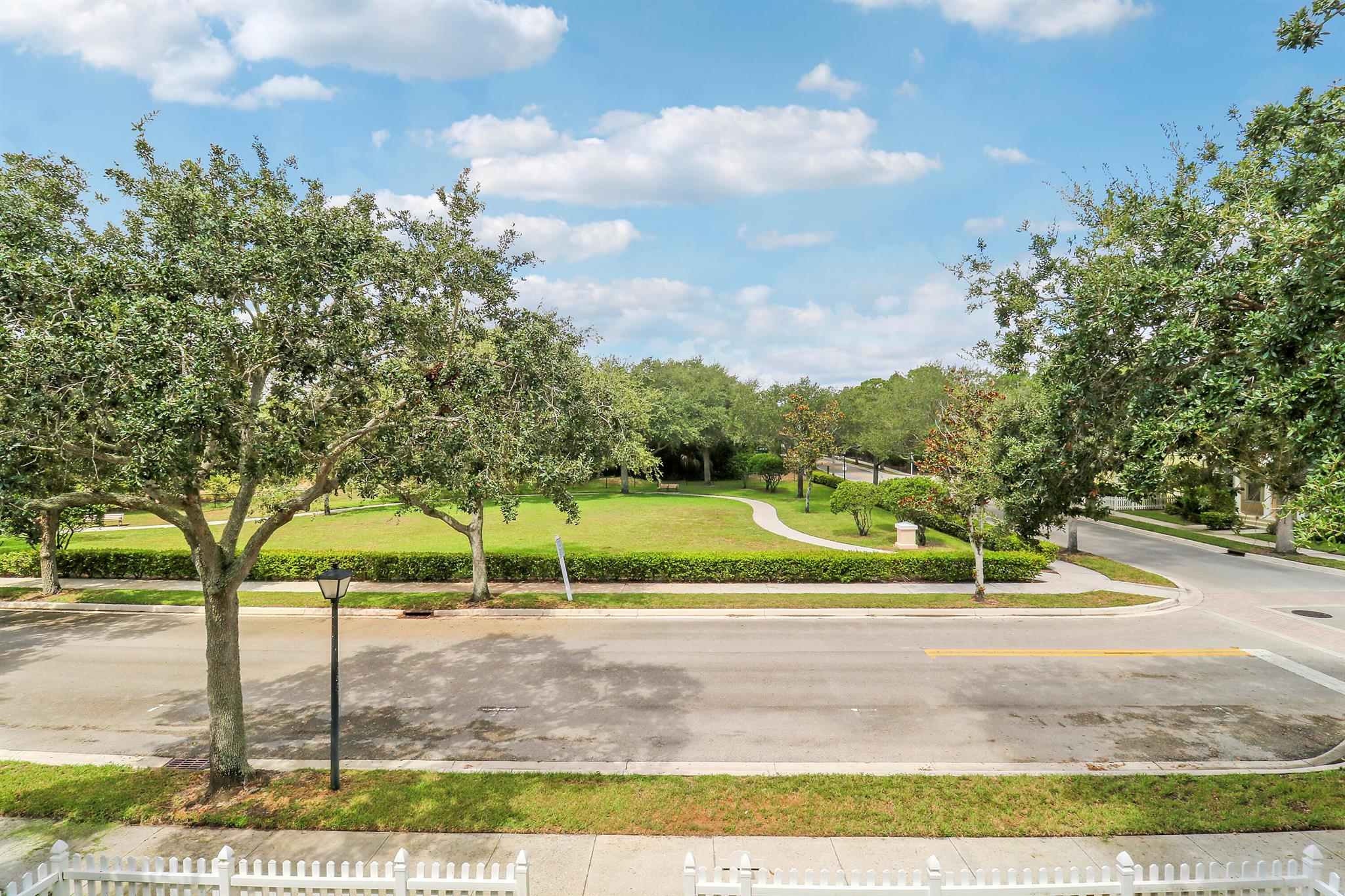 131 Rockingham Rd Jupiter, FL 33458