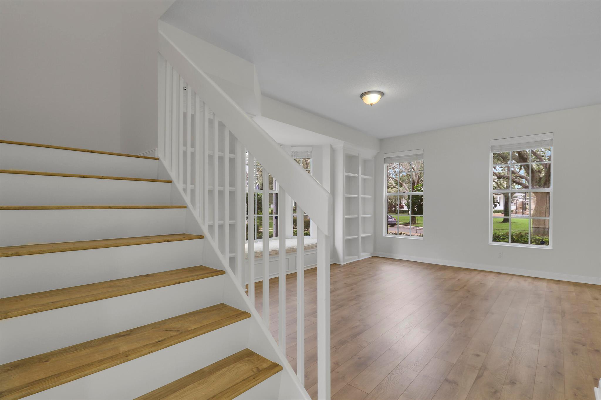 192 Poinciana Dr Jupiter, FL 33458